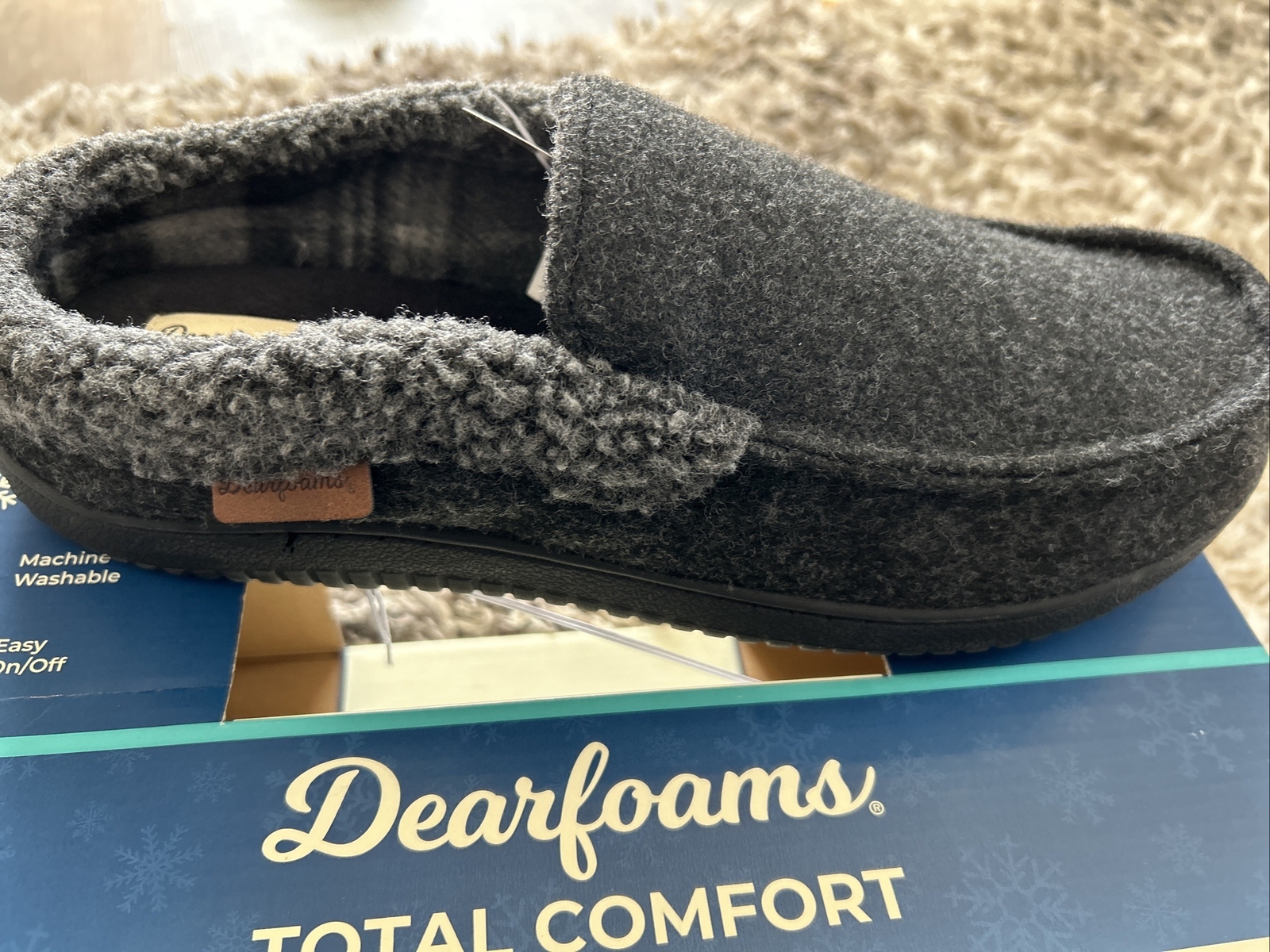 NEW DEARFOAMS SLIPPERS MEMORY FOAM MENS L 11-12