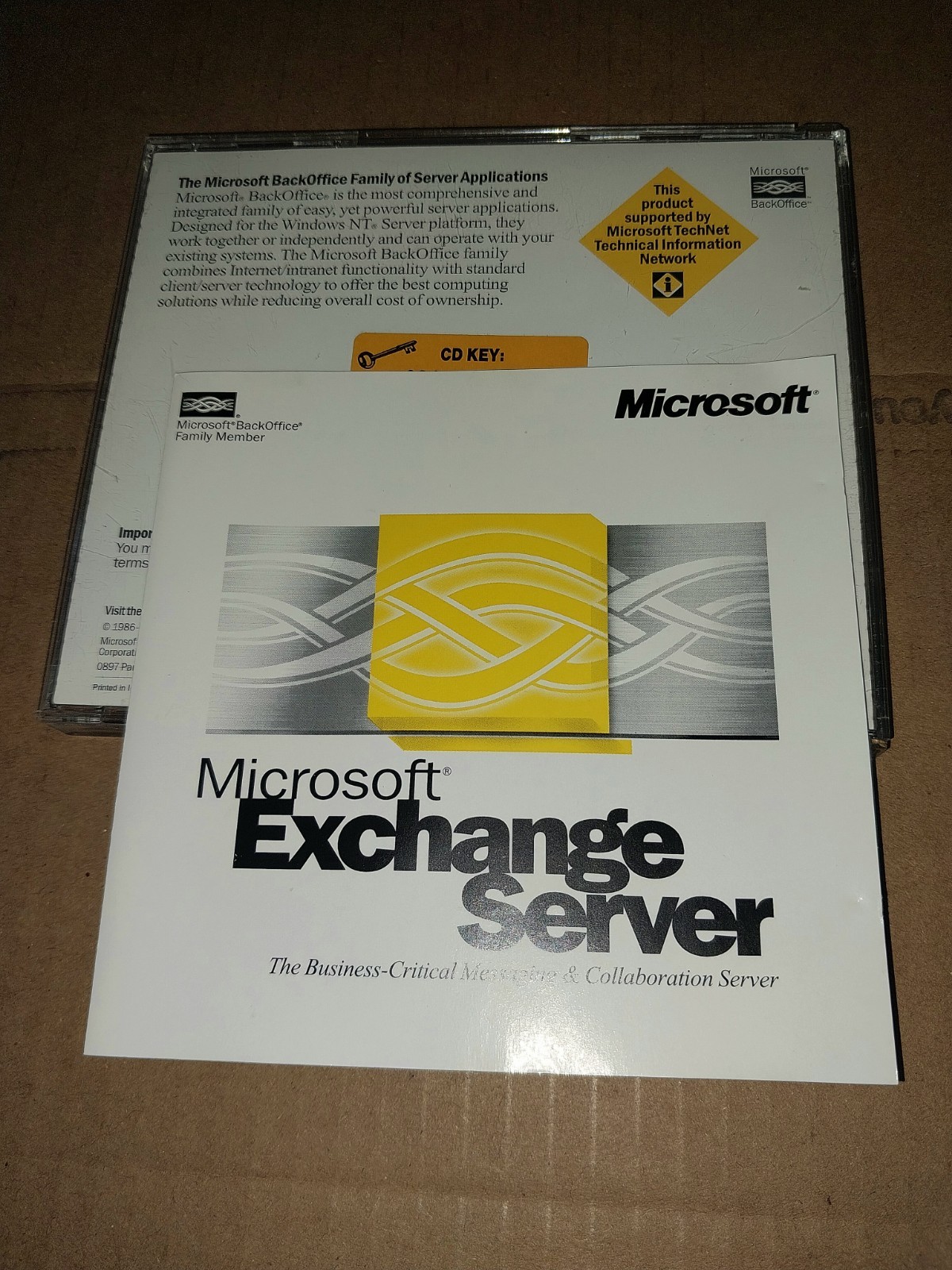 VINTAGE MS MICROSOFT EXCHANGE SERVER VERSION 5.5 w/ PRODUCT KEY for COMPUTER PC