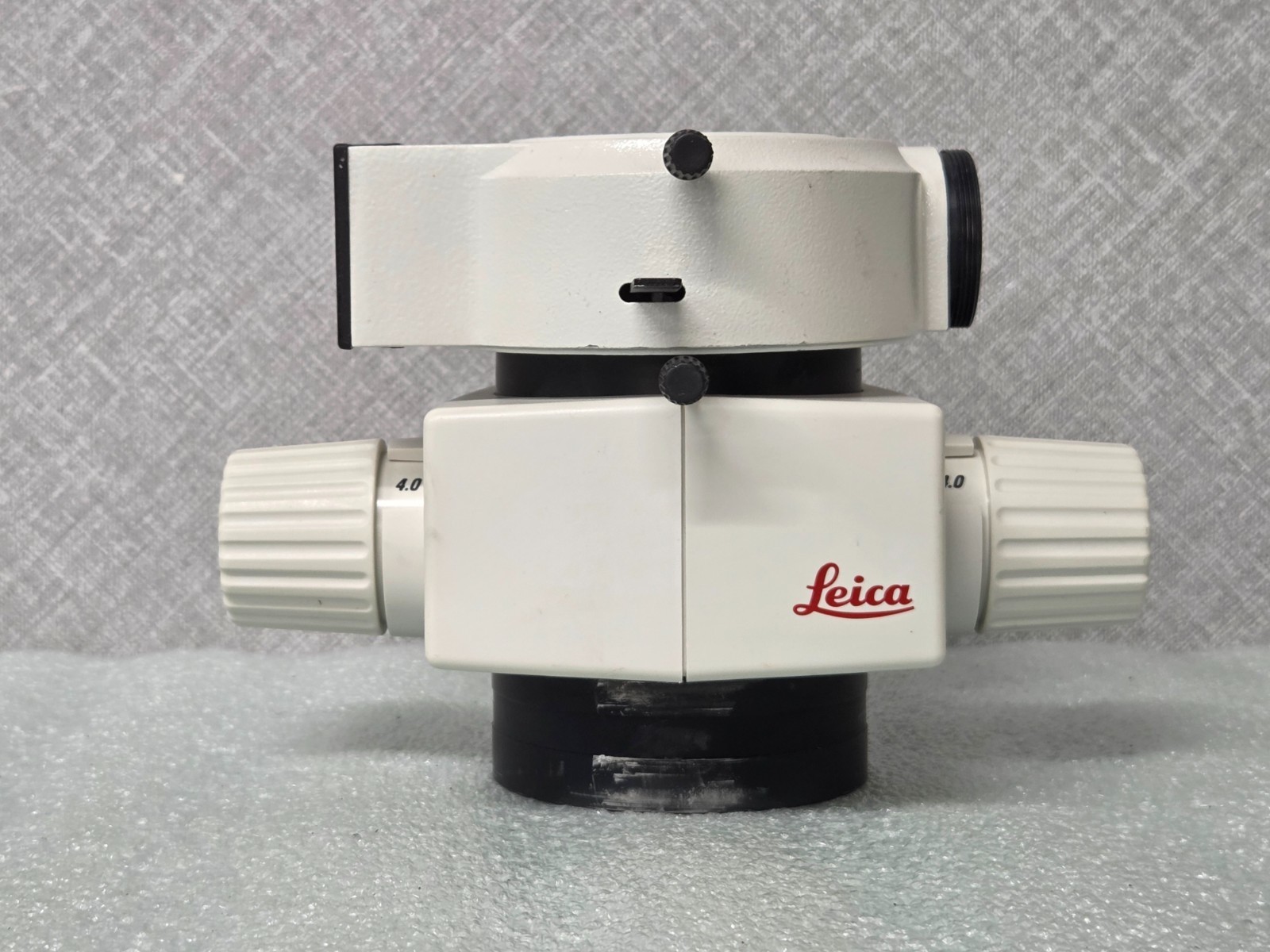 LEICA 10450154 M50 Stereo Microscope + 10446197 Video/photo Tube