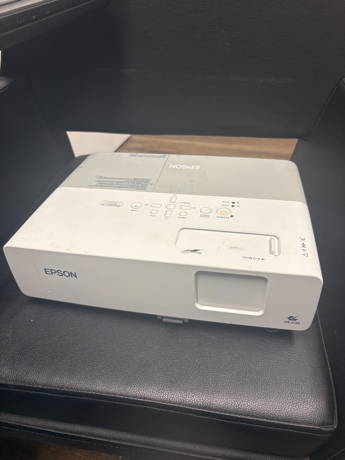 Epson Powerlite 119W WXGA 4000 Lumen 1280x800 Projector Only 51 Lamp Hours