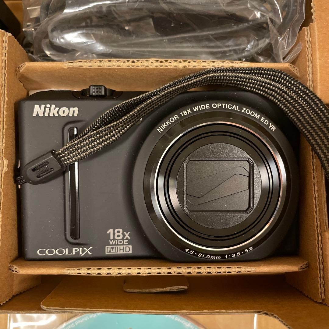 Nikon COOLPIX S9100 Digital Camera