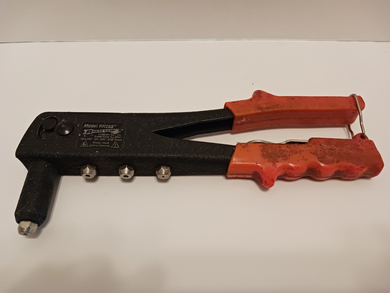 Arrow Fastener Rivet Tool Model RH 200 4 sizes