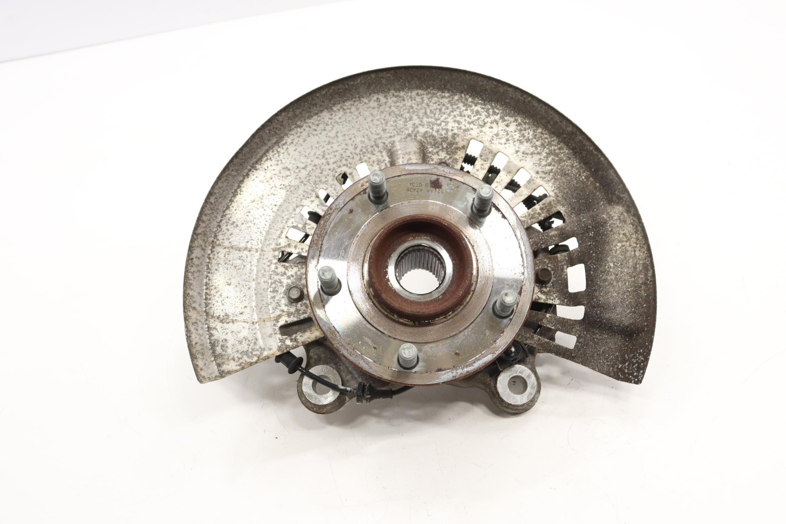 2020 - 2023 CHRYSLER VOYAGER FRONT LEFT SPINDLE KNUCKLE & HUB OEM 68189019AD