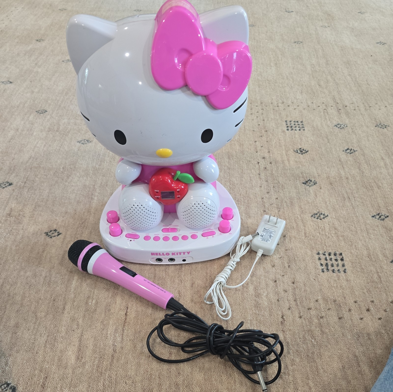 Hello Kitty 2013 Karaoke Machine/CD Player/Camera/video & MicPower Cord/ READ