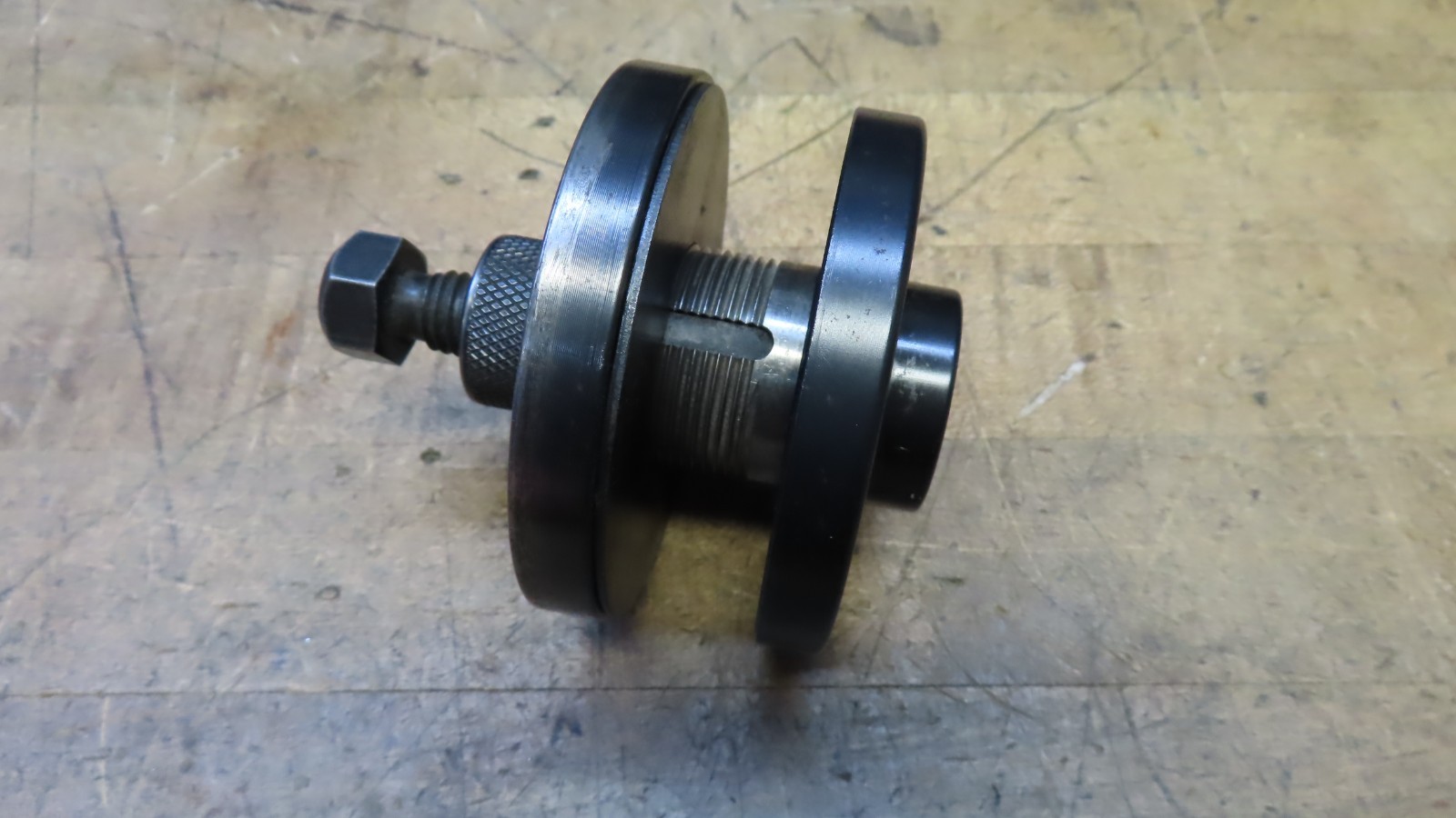 L.H. thread Cutter Grinder Surface grinding wheel arbor 1-1/4 ctr W/removal tool