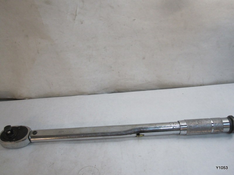 Great Neck 1/2" Click Torque Wrench 17" Long 150lbs