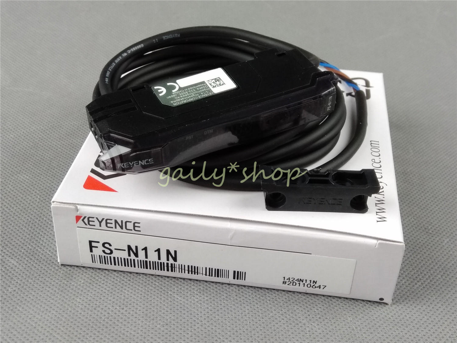 1PCS NEW KEYENCE NEW FS-N11N (FSN11N) Fiber Amplifier Sensor