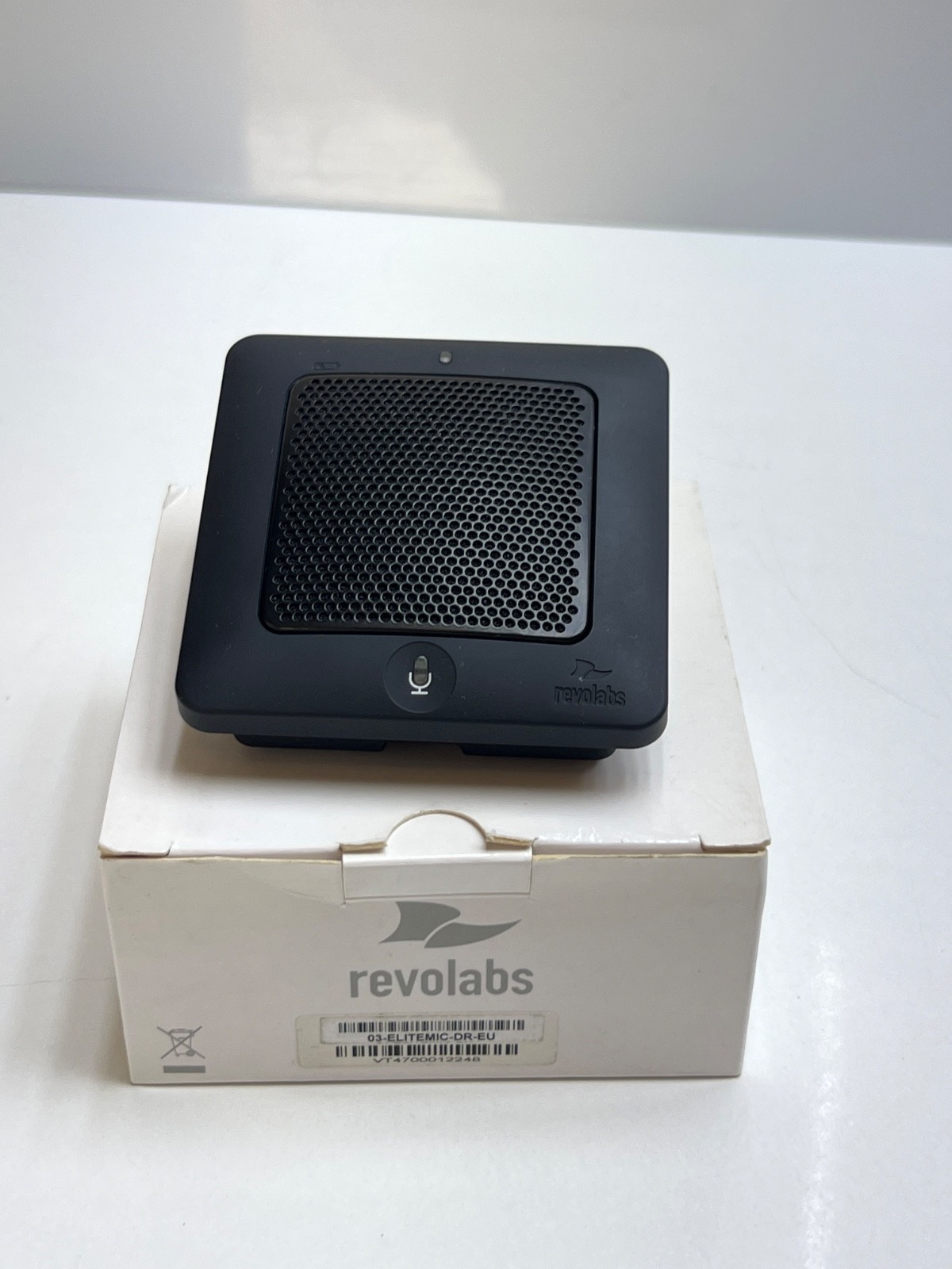 Revolabs 03-ELITEMIC-DR-EU Wireless Tabletop Directional Microphone