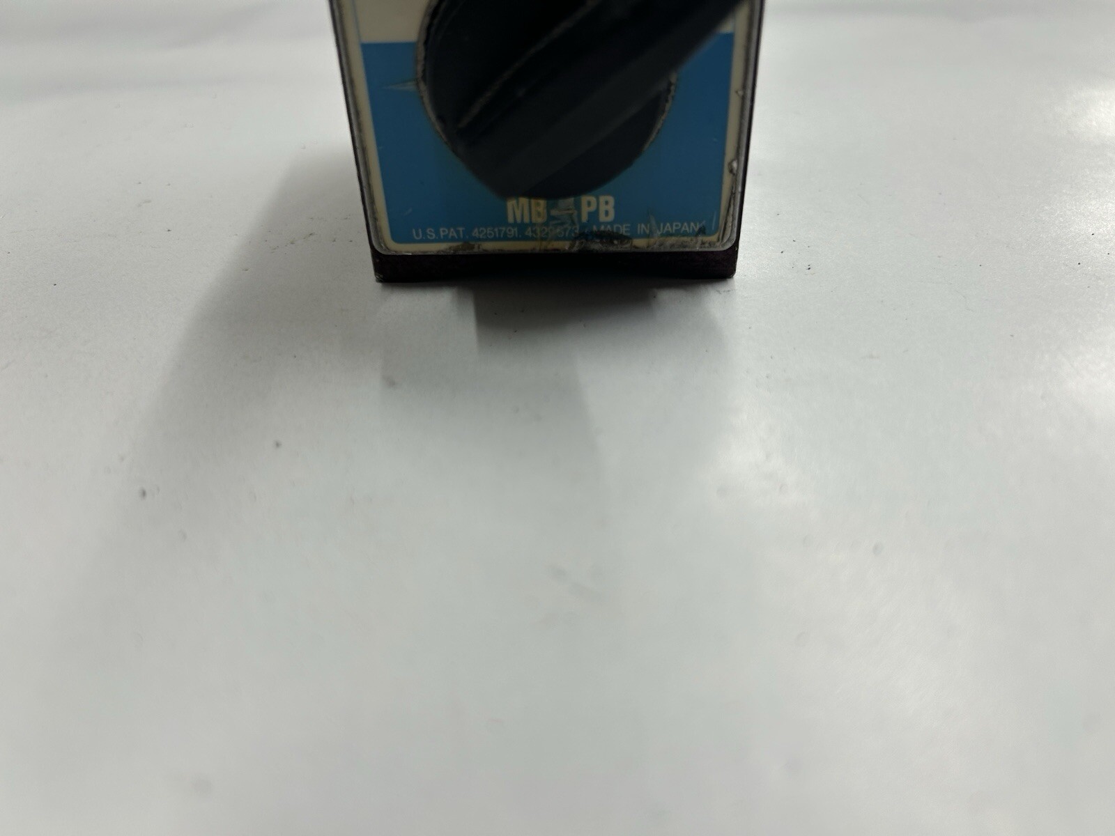 Kanetec MB-PB V-Block Indicator Holder Base