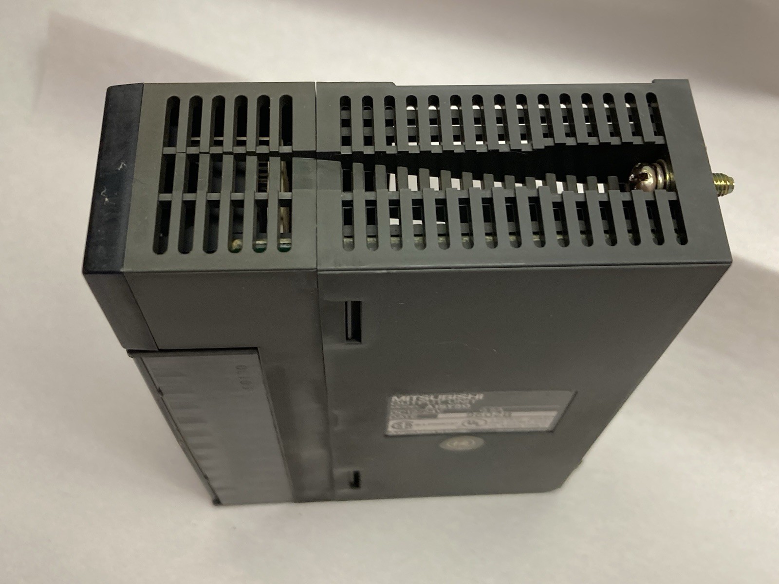 Mitsubishi,A1SY50,Output Module Unit DC12/24V 0.5A