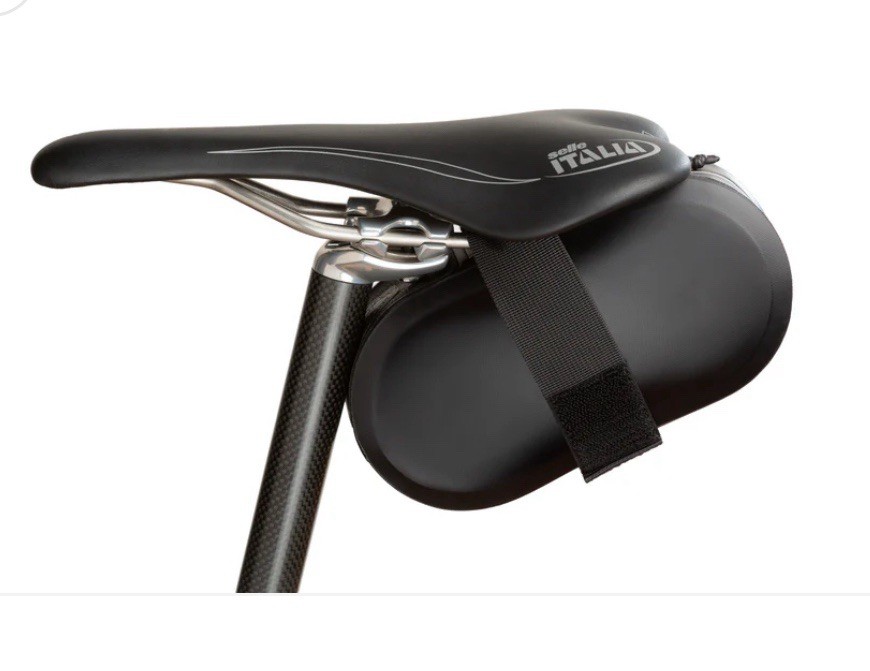 Arundel Medio Seat Bag - Black - Brand New - Water Resistant 43!Cubic Inches