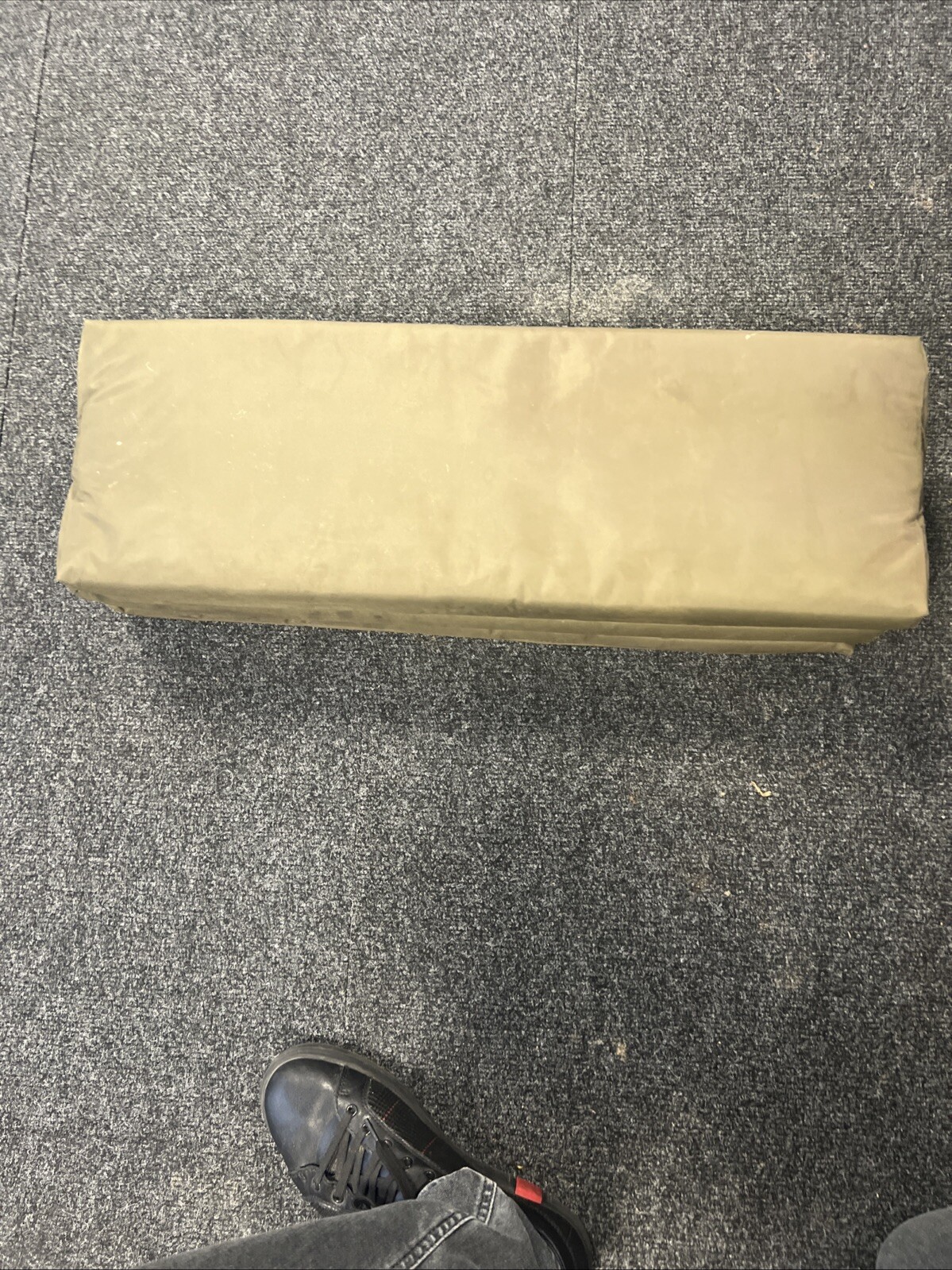 Nash KNX Unhooking Mat Willy Worms - Ref 5301-1-P