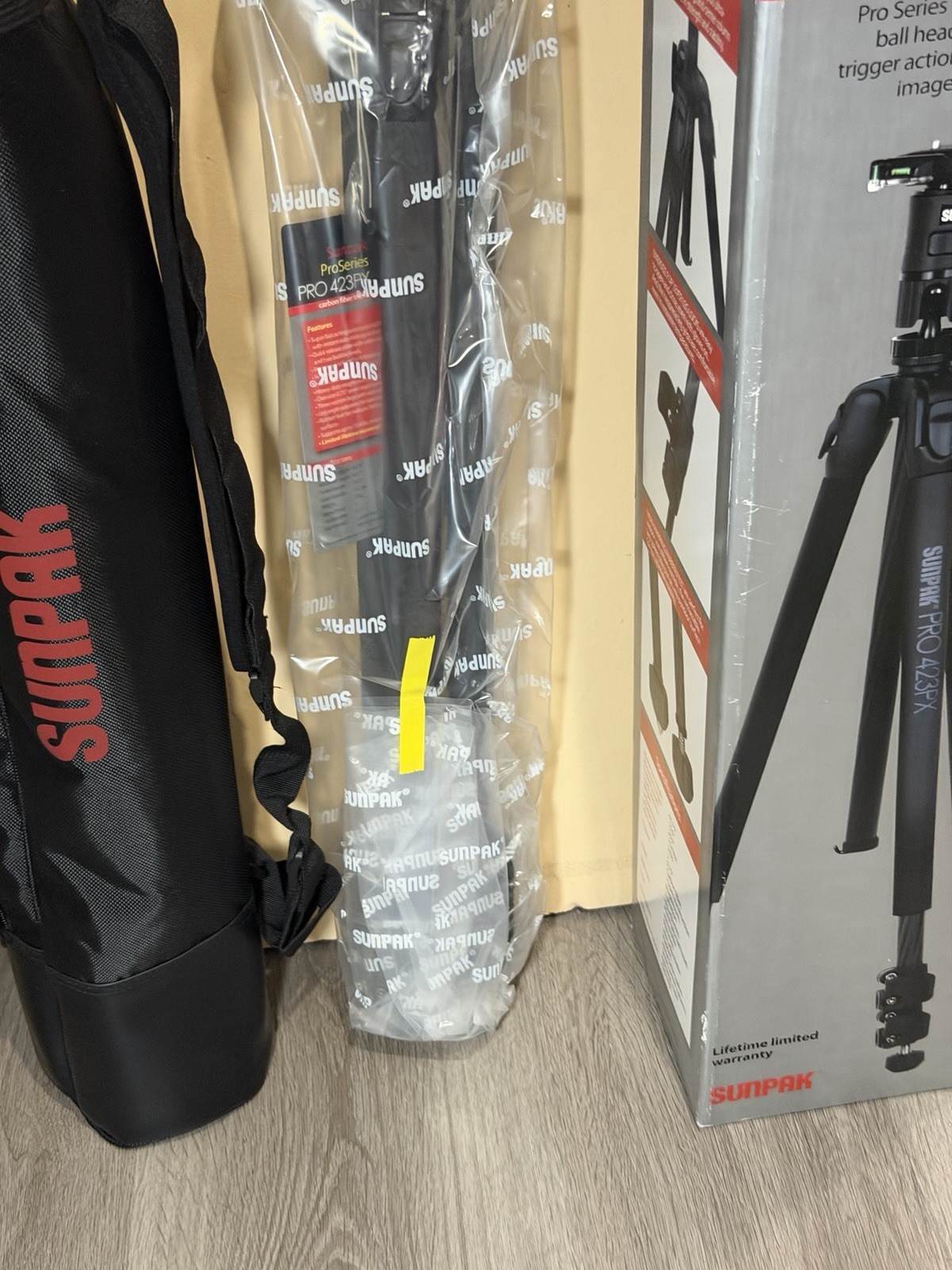 Sunpak Pro 423PX Carbon Fiber Tripod with Piston Grip, Pan Head, and Bag New