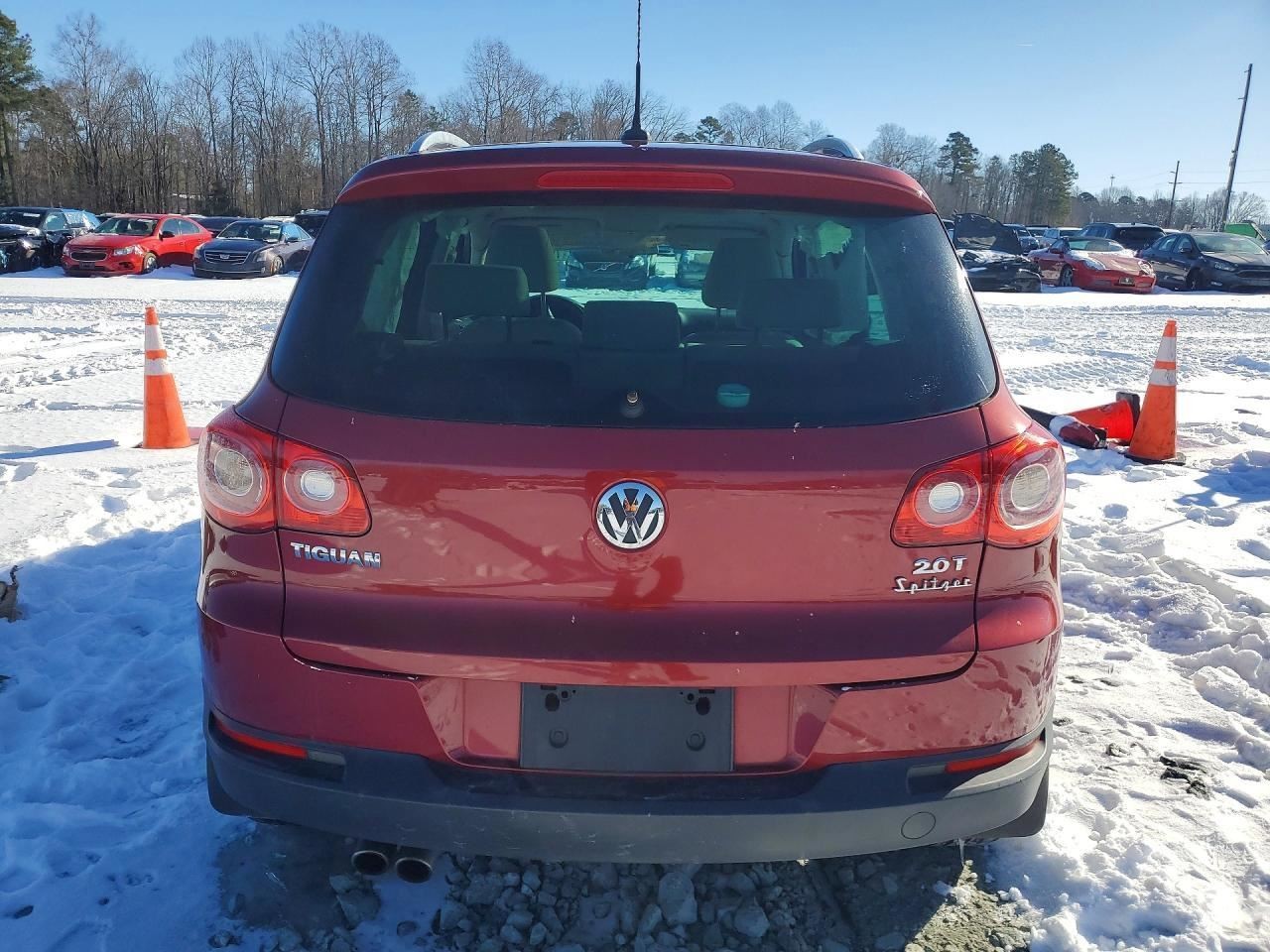 TIGUAN 2009 Glove Box 4993474
