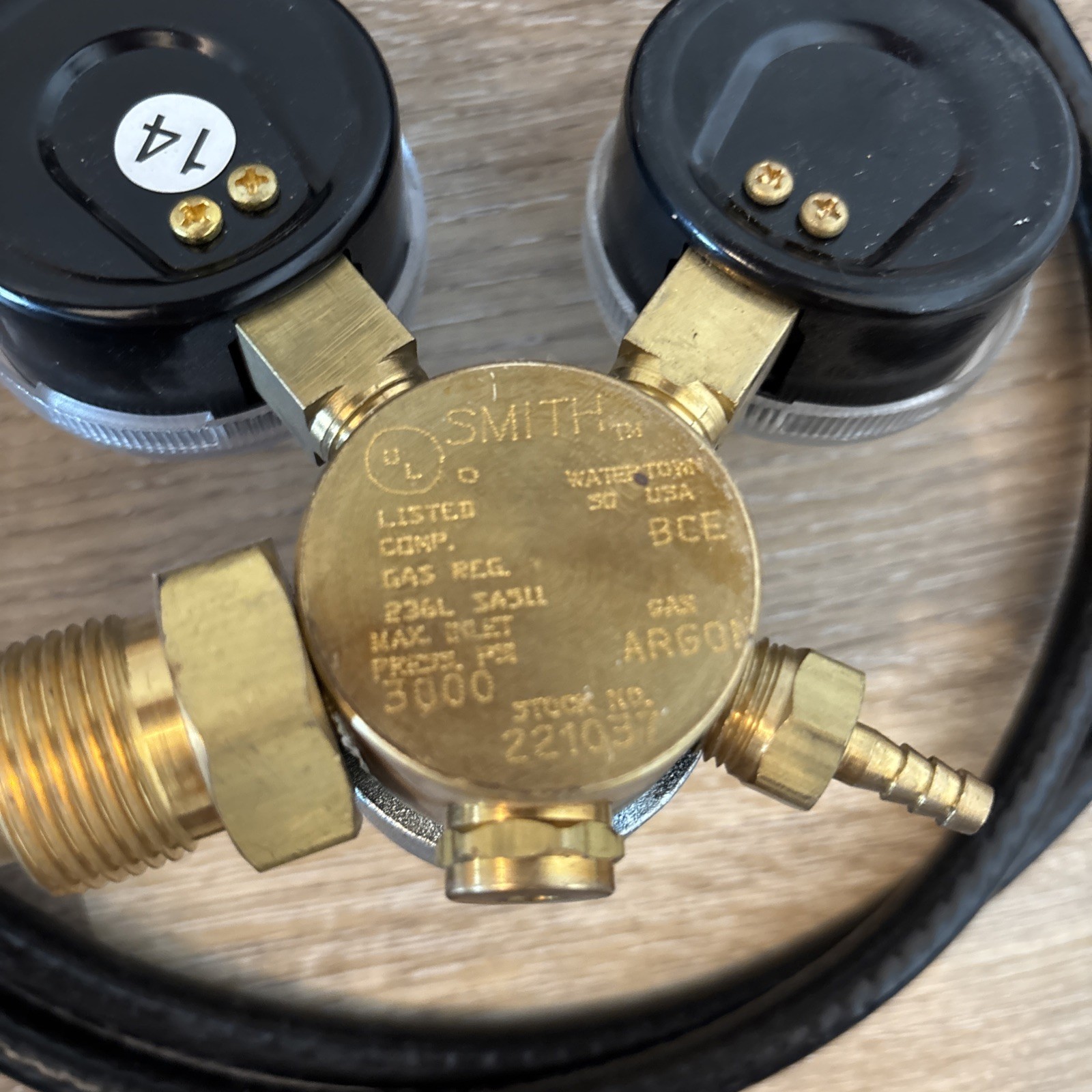 Smith 221037 Pressure Regulator For Argon 3000PSI