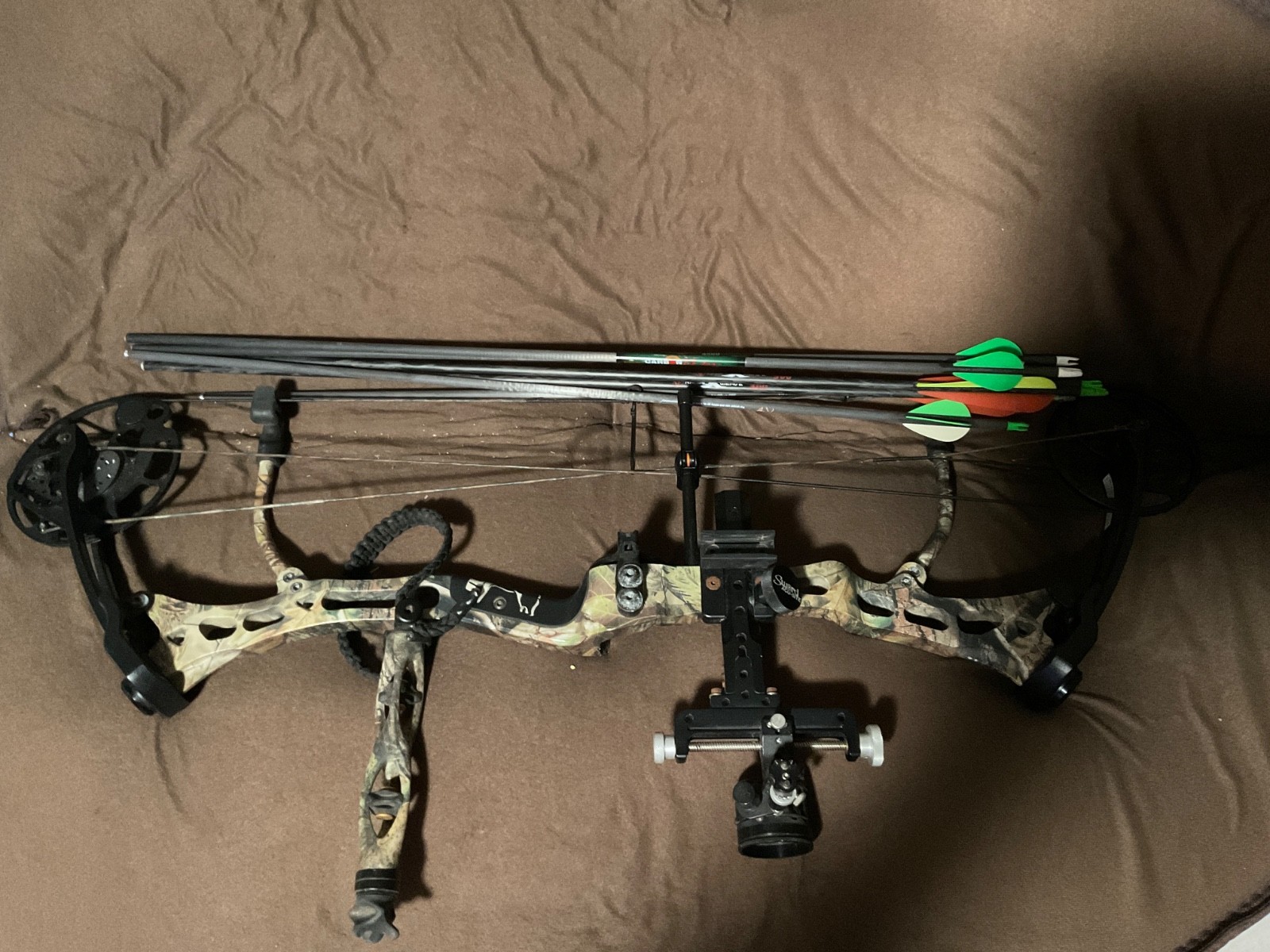 NICE 👍Bear Mauler compound bow rh user 55-70 lb 26-29" draw optimizer