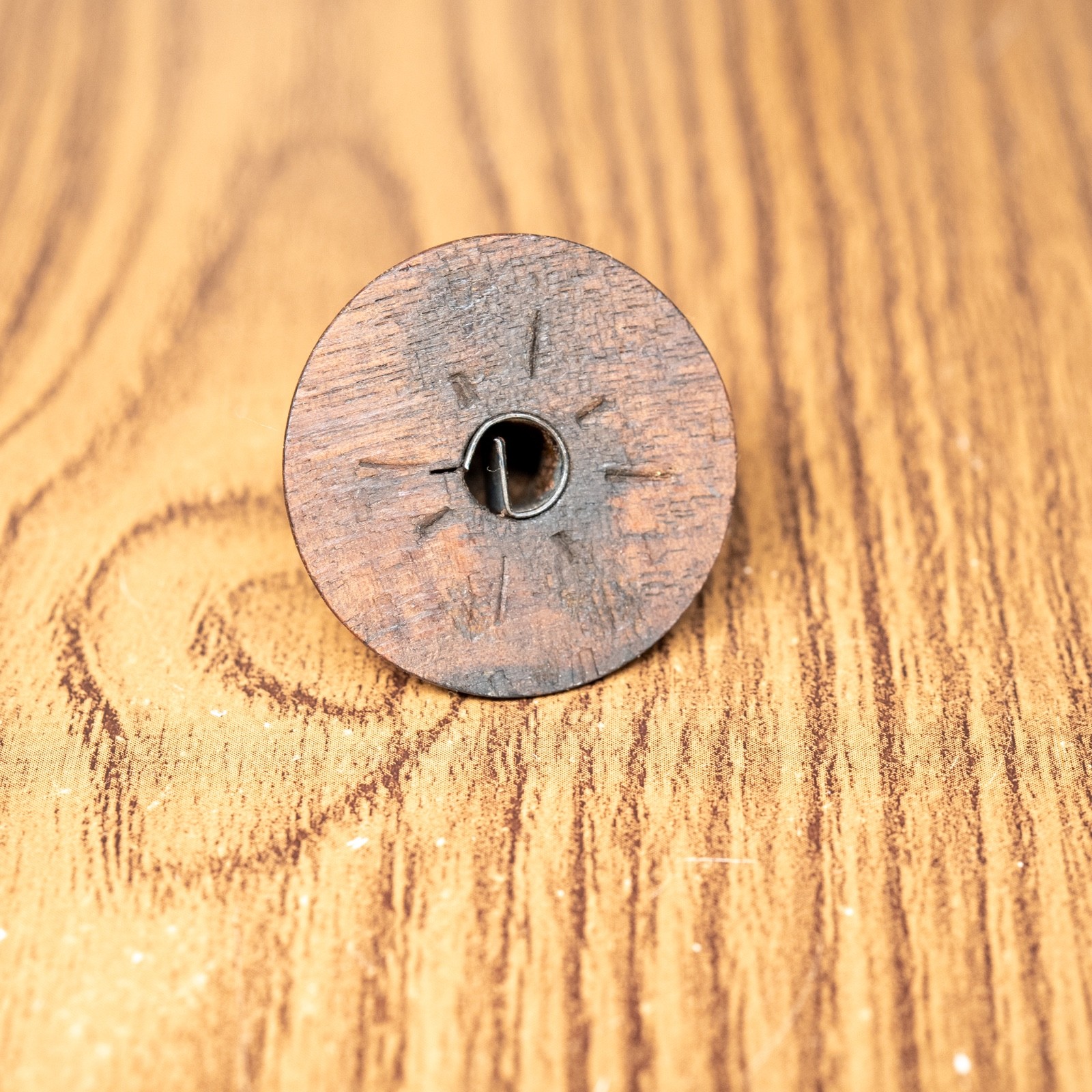 Vintage Radio Knob Deco 1930s-40s Hardwood 1pc 1/4" D Shaft