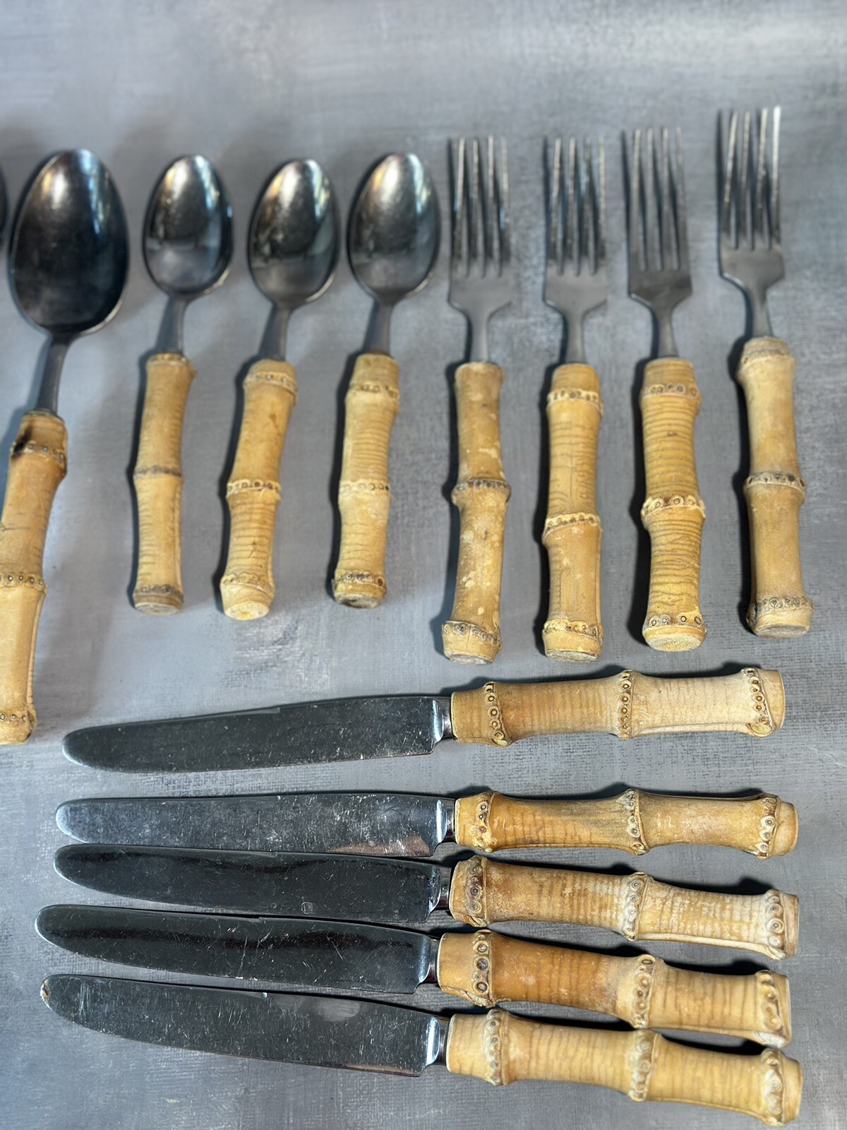19 Piece Cal Hawaii Bamboo Flatware