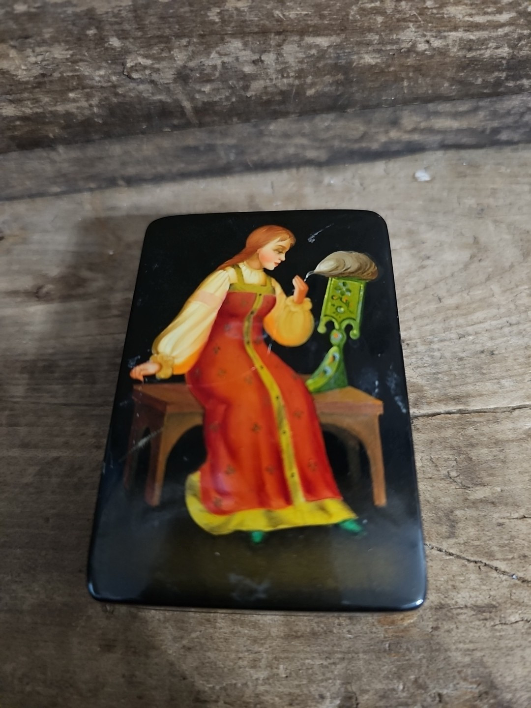 Lacquer Trinket Box ~ Girl Spinning Wool