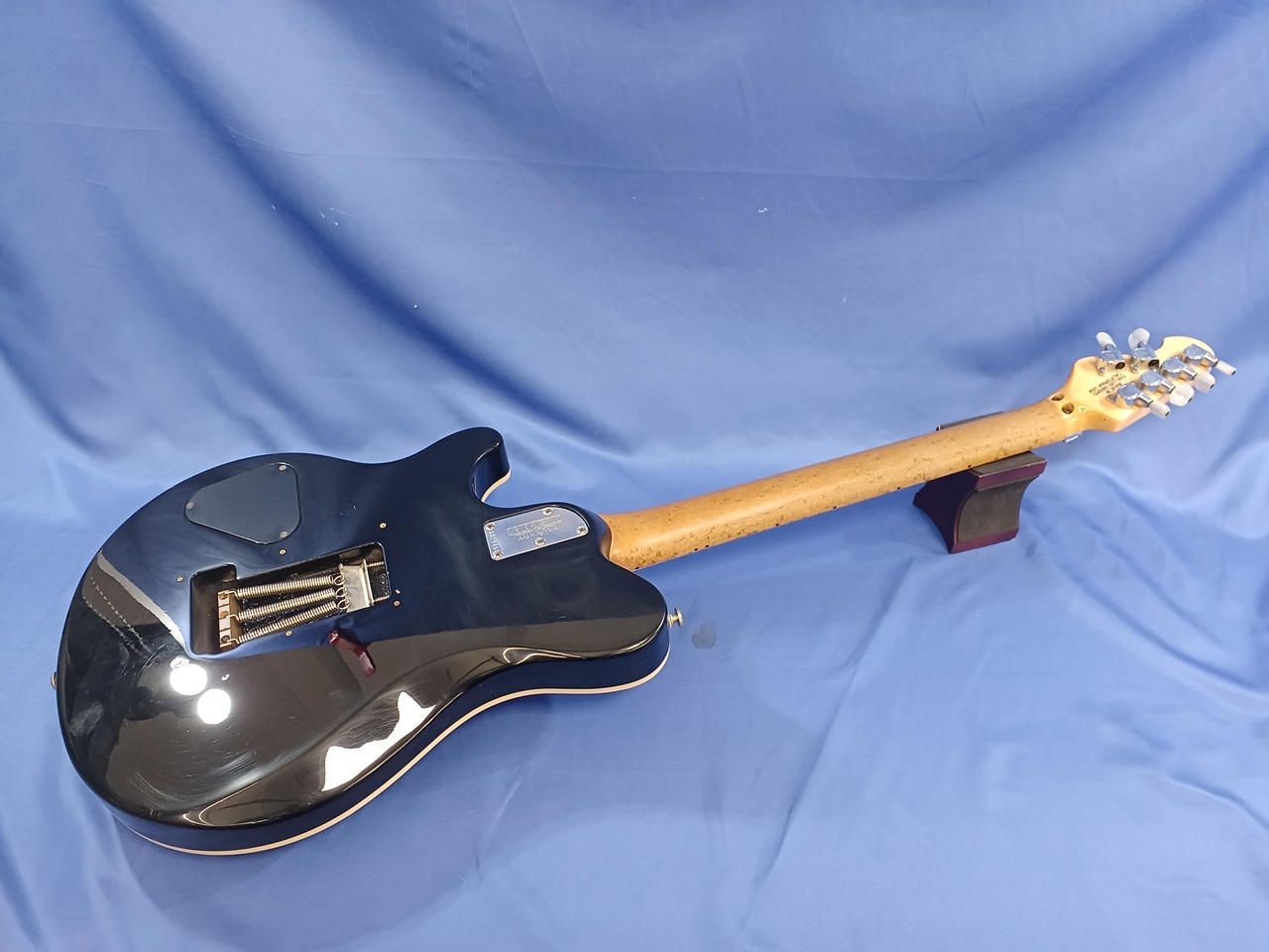 MUSICMAN Electric Guitar AXIS Used