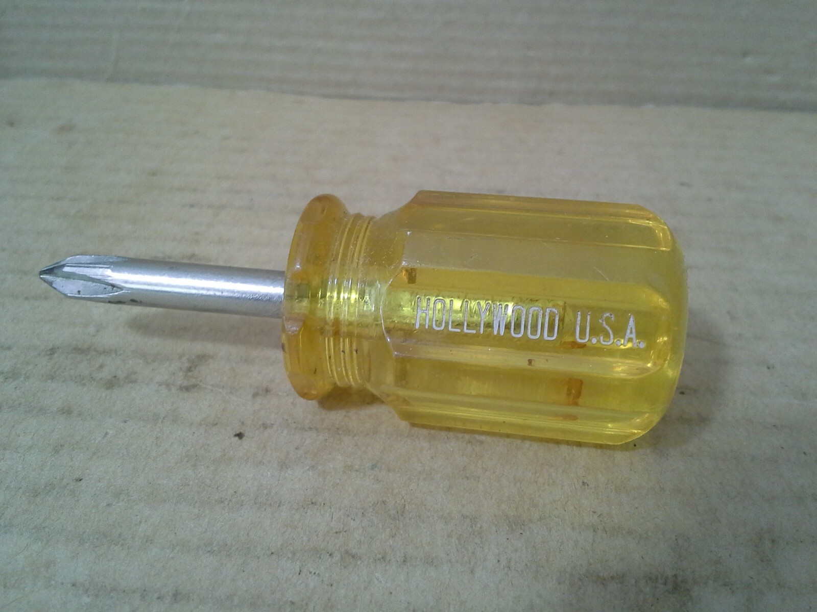 Hollywood USA Stubby Yellow Handle Phillips Screwdriver . VGC