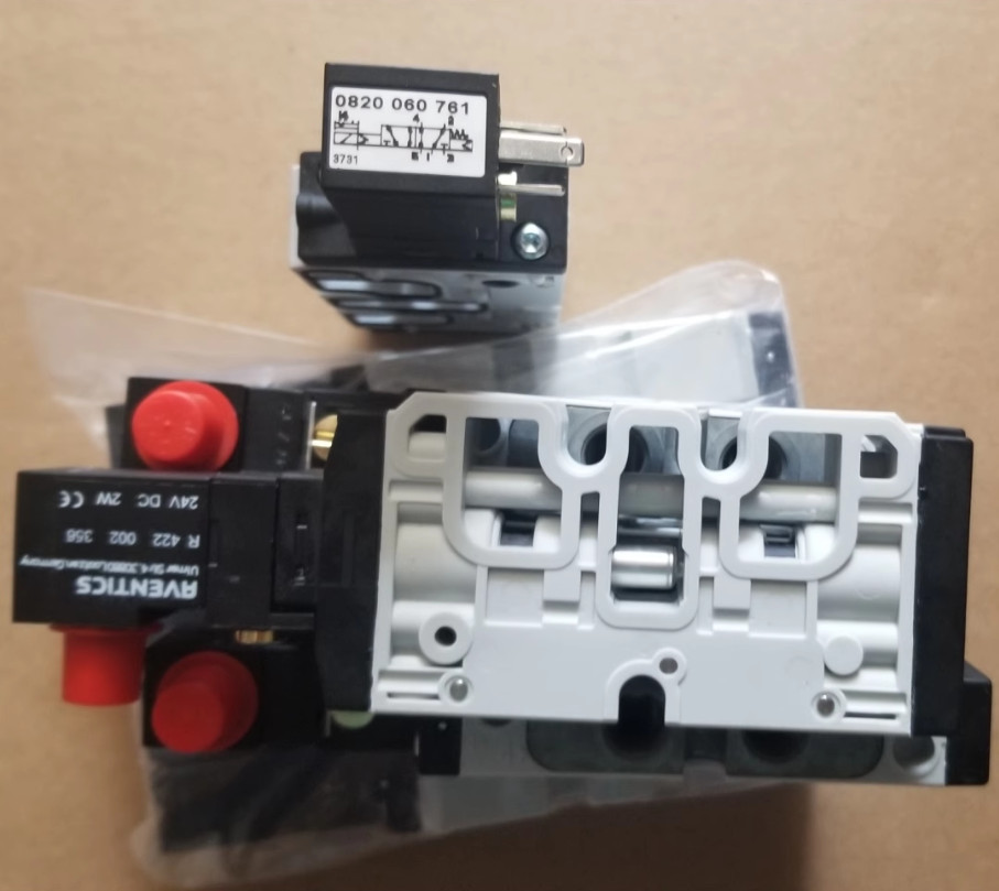 1pcs new AVENTICS solenoid valve 0820060761