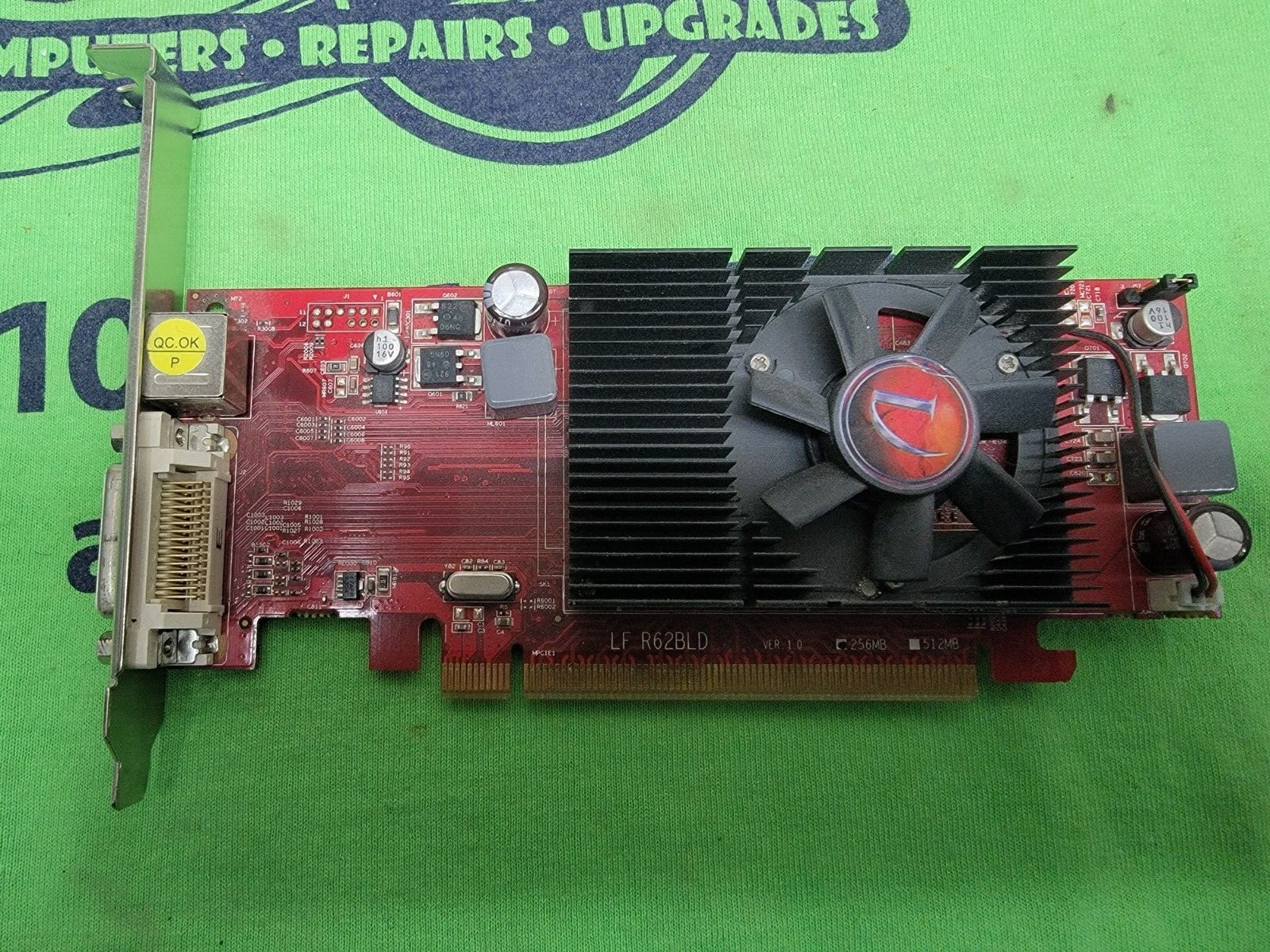 VisionTek VTK-400502T Radeon HD 2400PRO Graphics Card