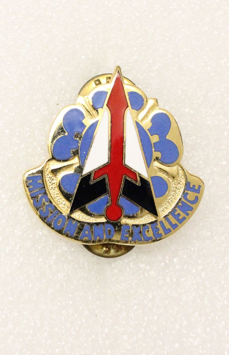 U.S. Army DI pin 2358 - Army intelligence Agency - c/b, D-21
