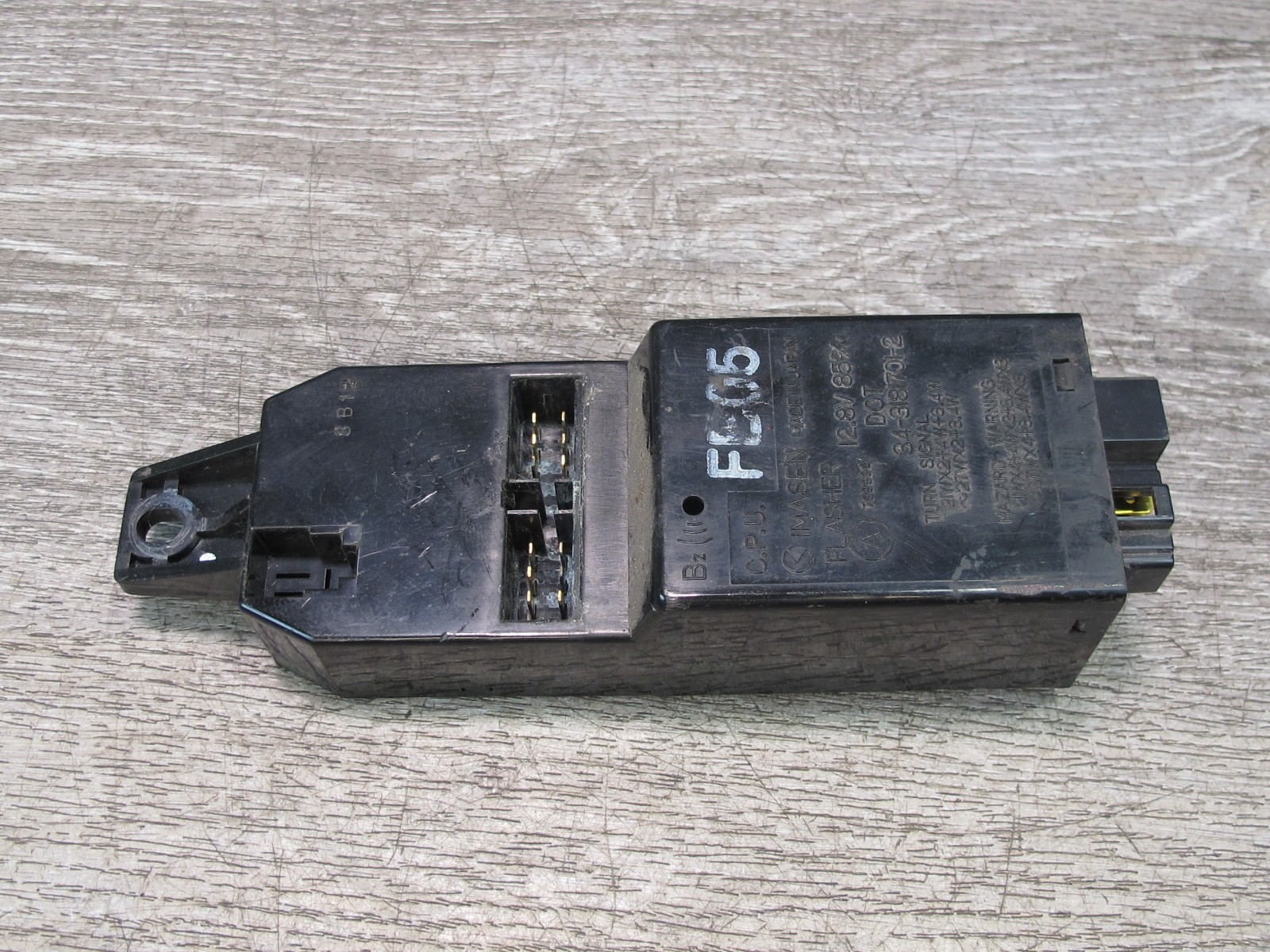 86-88 MAZDA RX7 FC3S FLASHER SIGNAL RELAY CONTROL MODULE UNIT OEM
