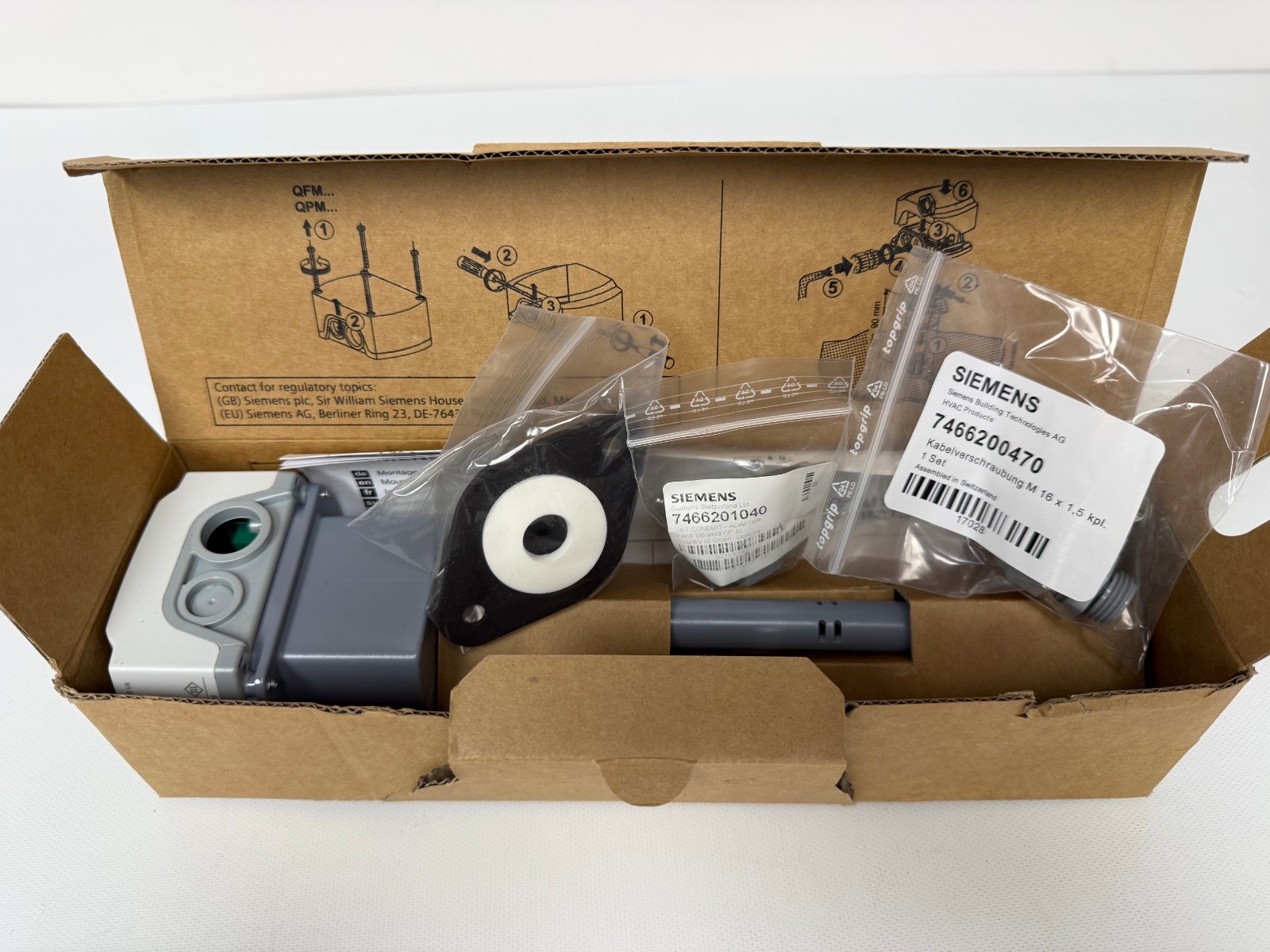 SIEMENS QPM2100 DUCT AIR QUALITY SENSOR CO2 NEW OPEN BOX