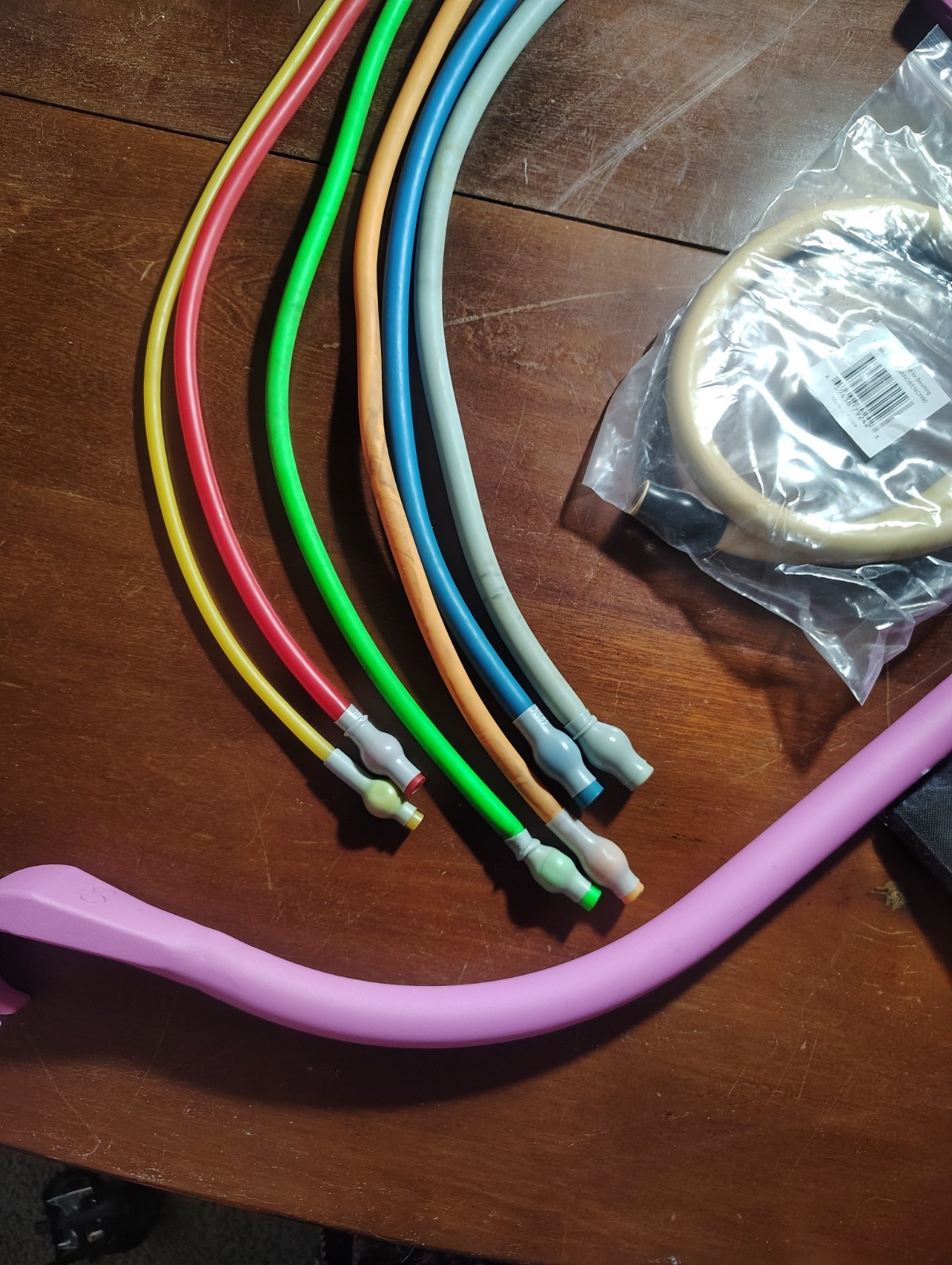 Gorilla Bow Lite Bundle with Resistance Bands