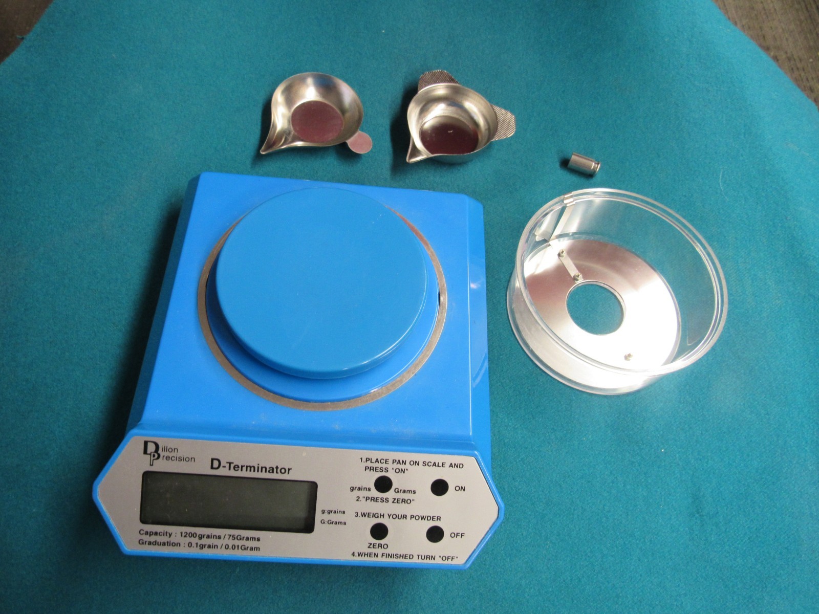 DILLON D- TERMINATOR SCALE IN PERFECT WORKING ORDER