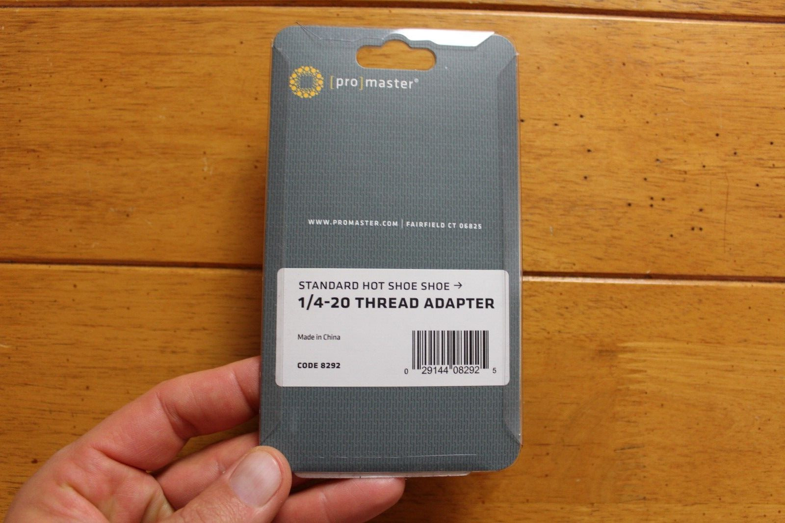 Standard Shoe to 1/4-20 Thread8292 NEW [5]
