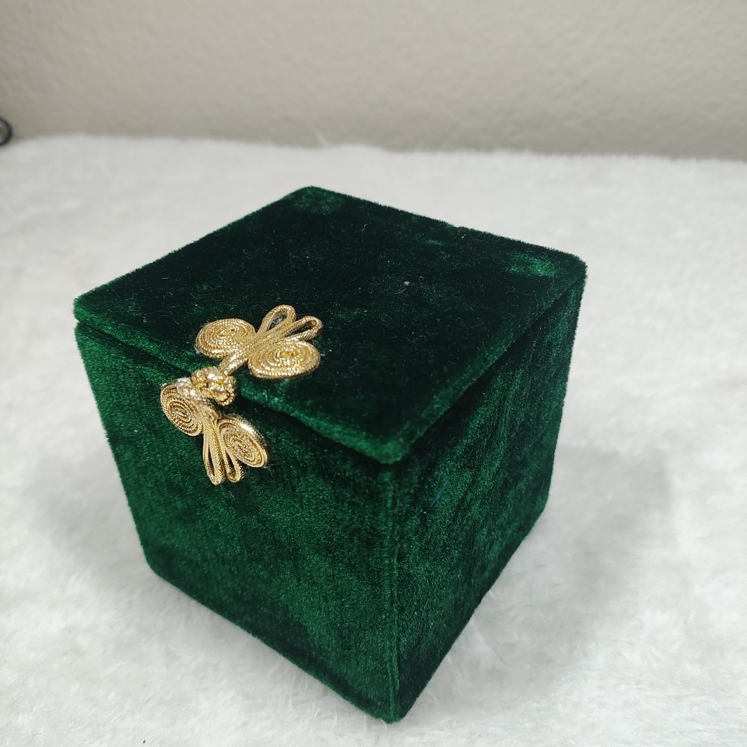 Celebration Green Royal Velvet Box With  Satin Lining Padded Gold Rope Closure