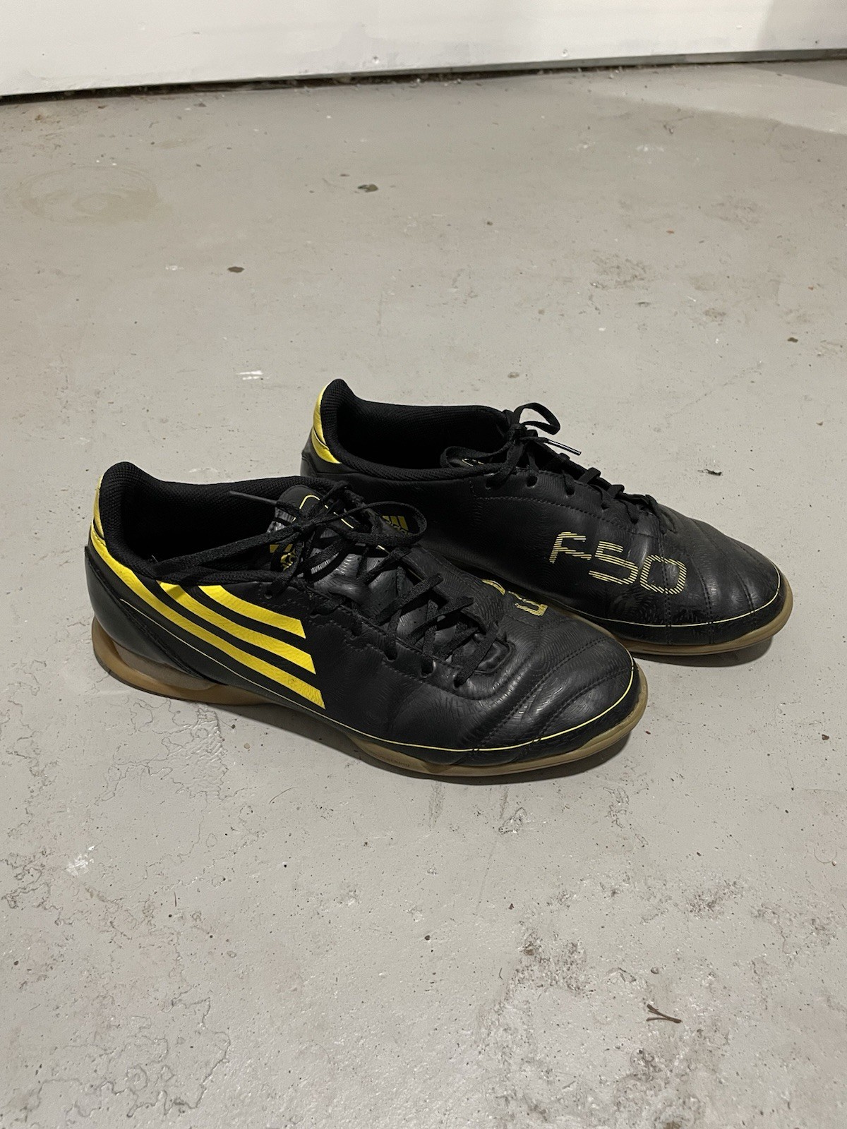 Adidas F50 Indoor Soccer Shoes Men’s Size 9.5
