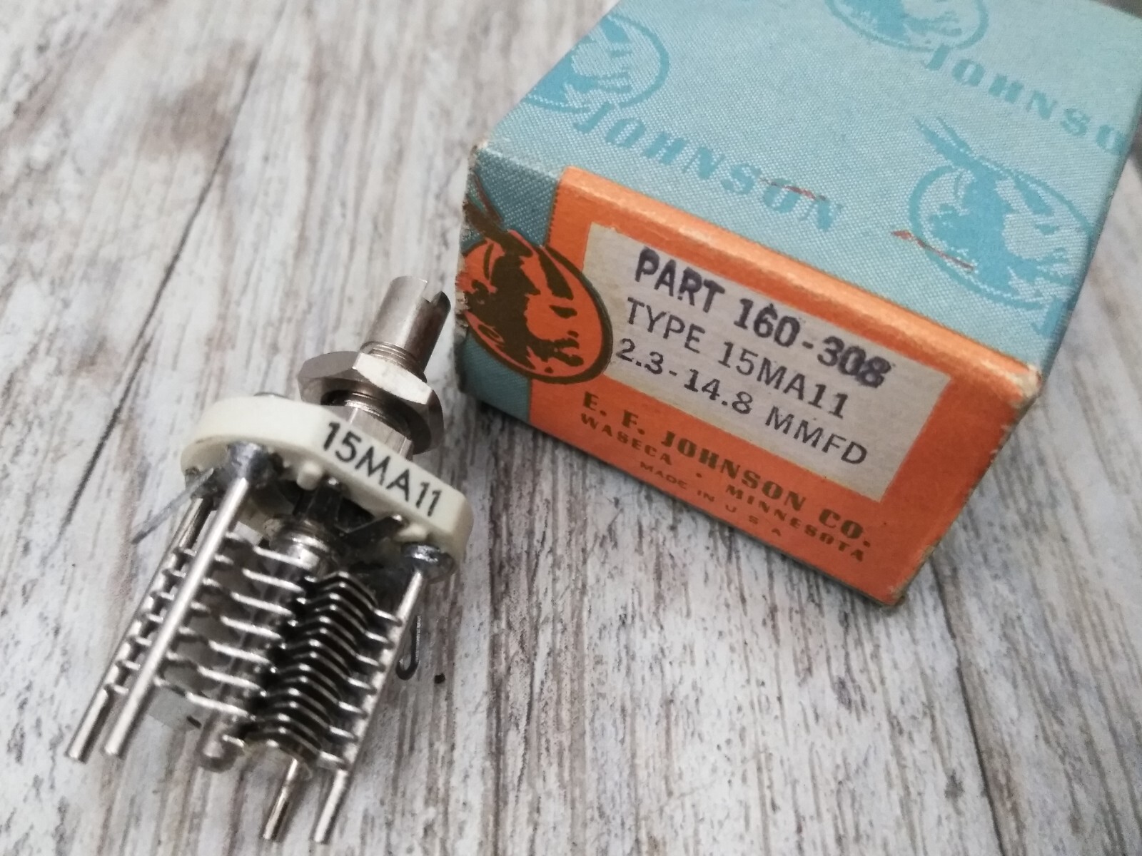 N.O.S. 160-308 EF Johnson air variable tuning capacitor 15MA11  2.3 - 14.8 MMFD