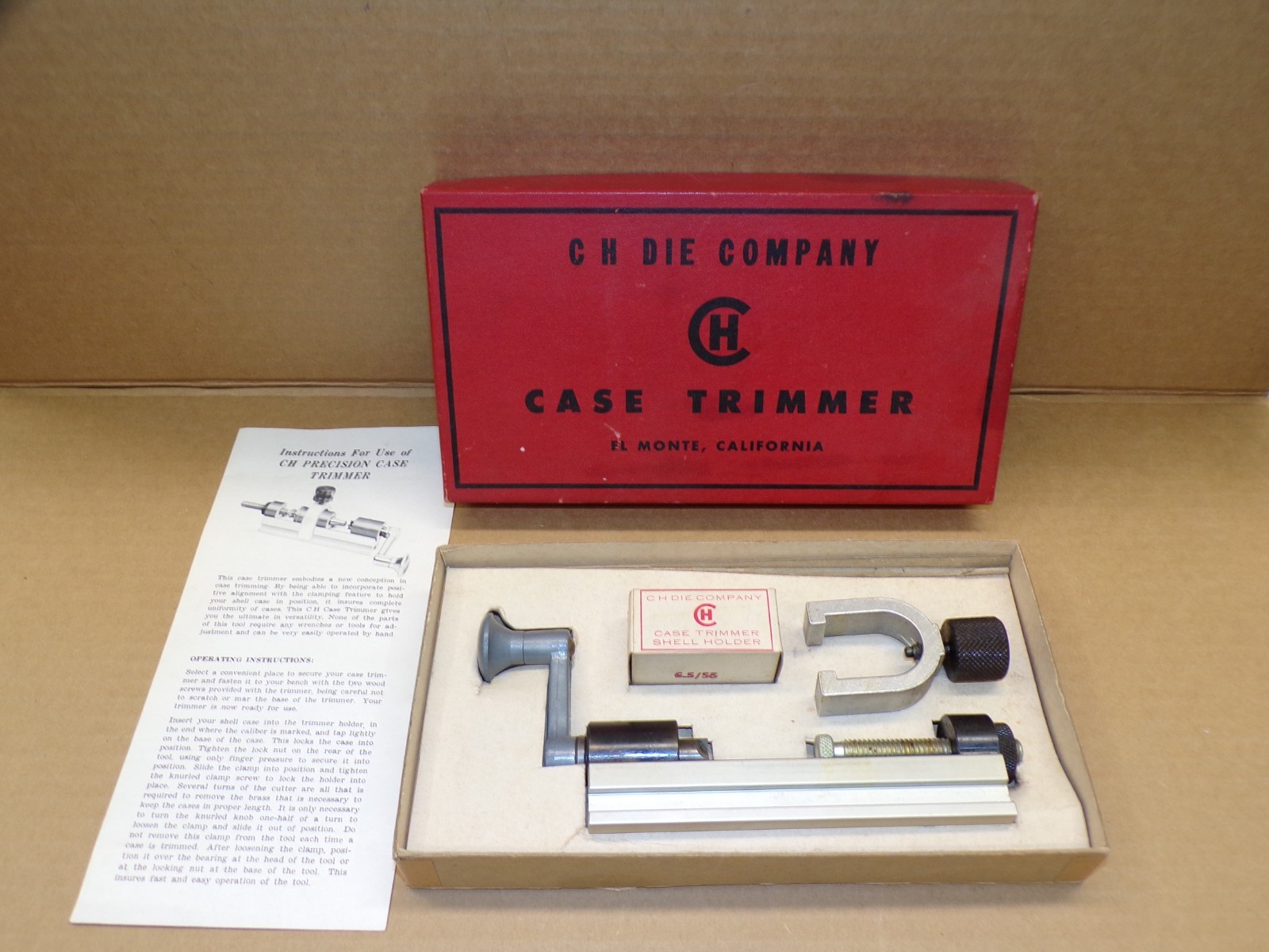 Vintage C H Die Company Case Trimmer in Box w/ Manual - N/M !