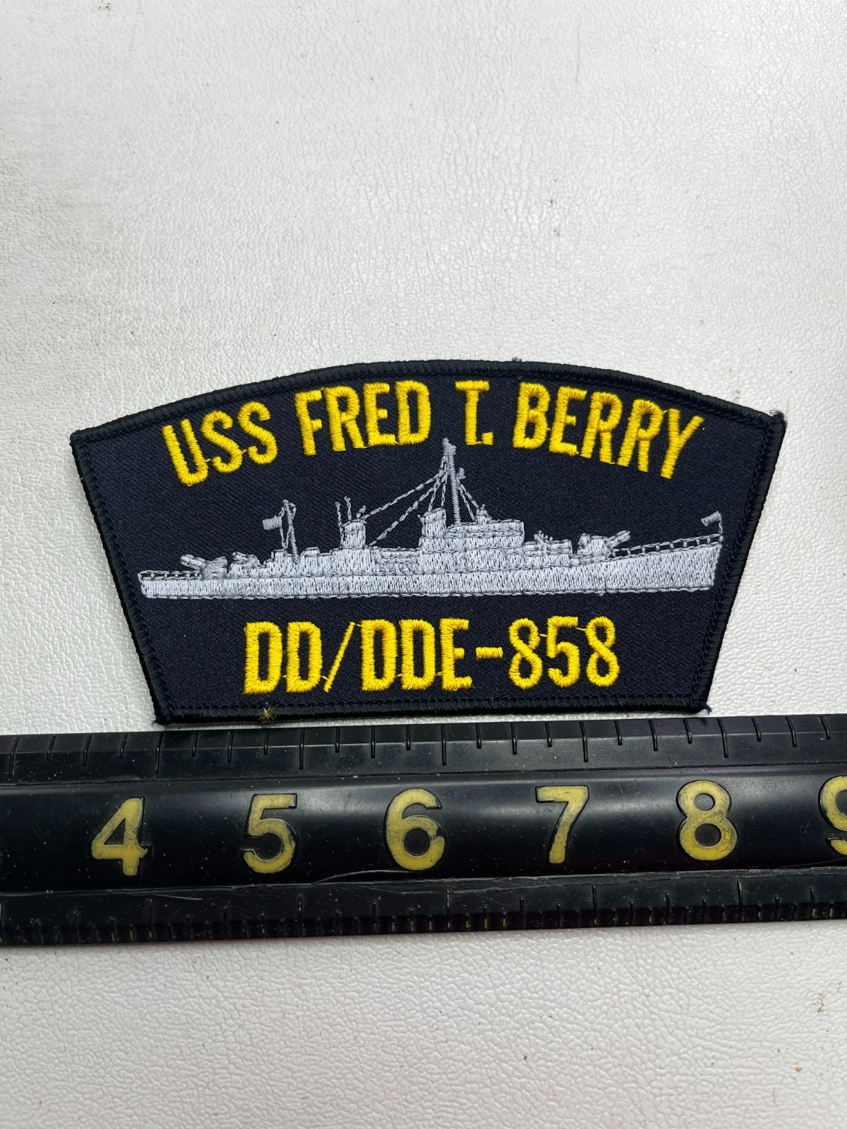 USN US Navy Destroyer Ship USS FRED T. BERRY DD / DDE-858 Hat Patch T230