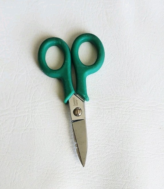 Commercial Electric Multi Purpose Home Household Green Soft Grip Handle Scissors