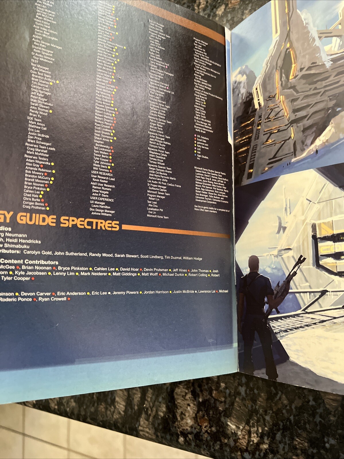 Mass Effect Prima Official Strategy Game Guide Xbox 360 Without Attached Poster