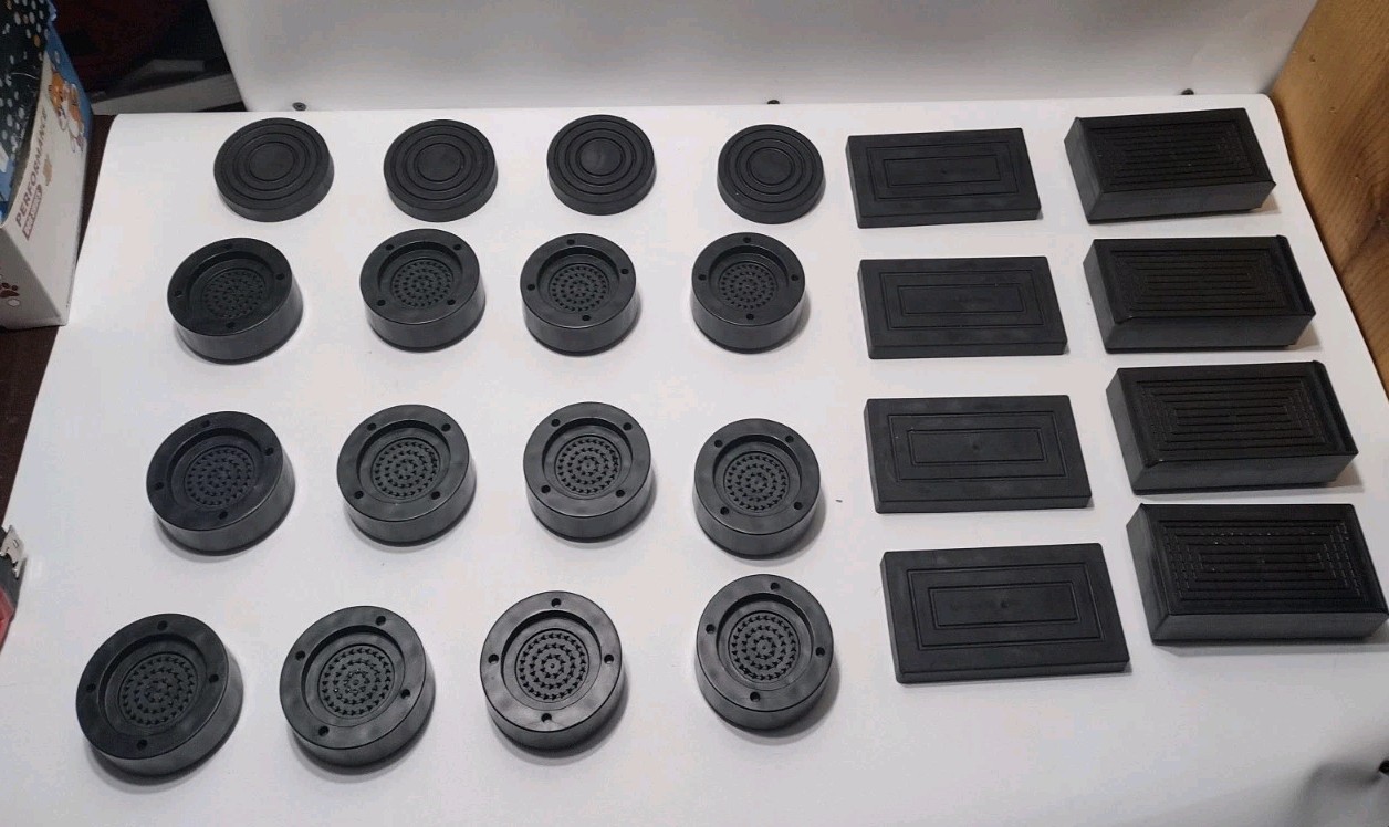 Lot Of Bed Risers 4 Inch + 1.5 Inch Heavy Duty Furniture Risers Bed Desk Table