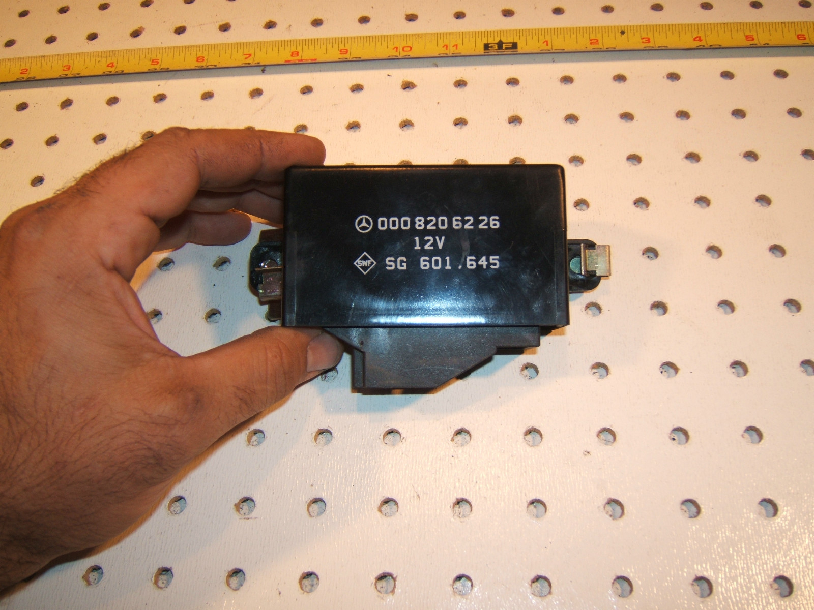 Mercedes W126 Front or Rear Seat heater Genuine MBZ OEM 1 Module/ Relay,SG601645