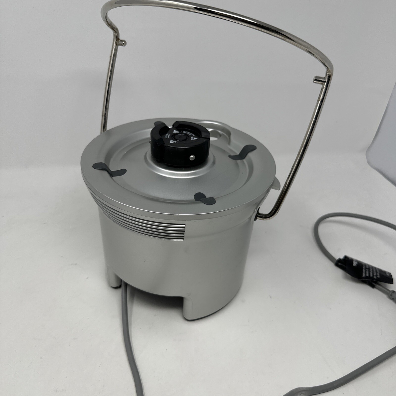Breville BJE200XL Compact Juice Fountain Juicer Extractor Motor Base Only