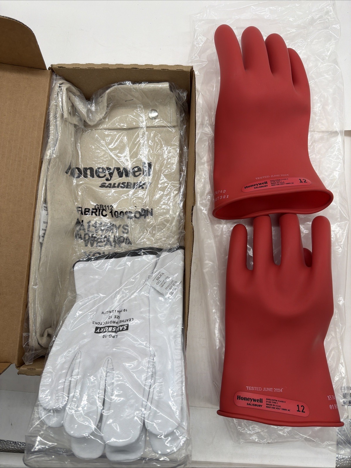 SALISBURY Electrical-Insulating Glove Kit: 1,000V AC, 1,500V DC, 11 in Glove Lg,