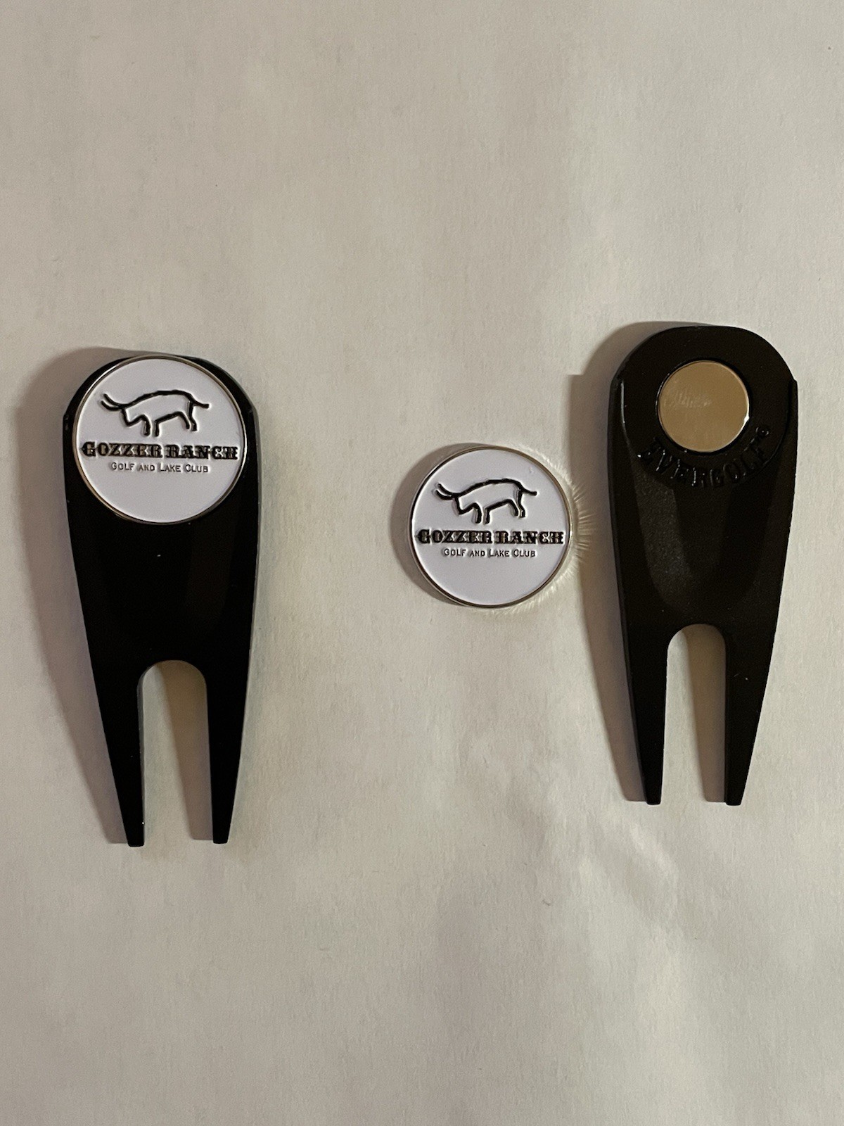 Gozzer Ranch Golf and Lake Club 1" Golf Marker & Ergonomic Pocket Divot Tool