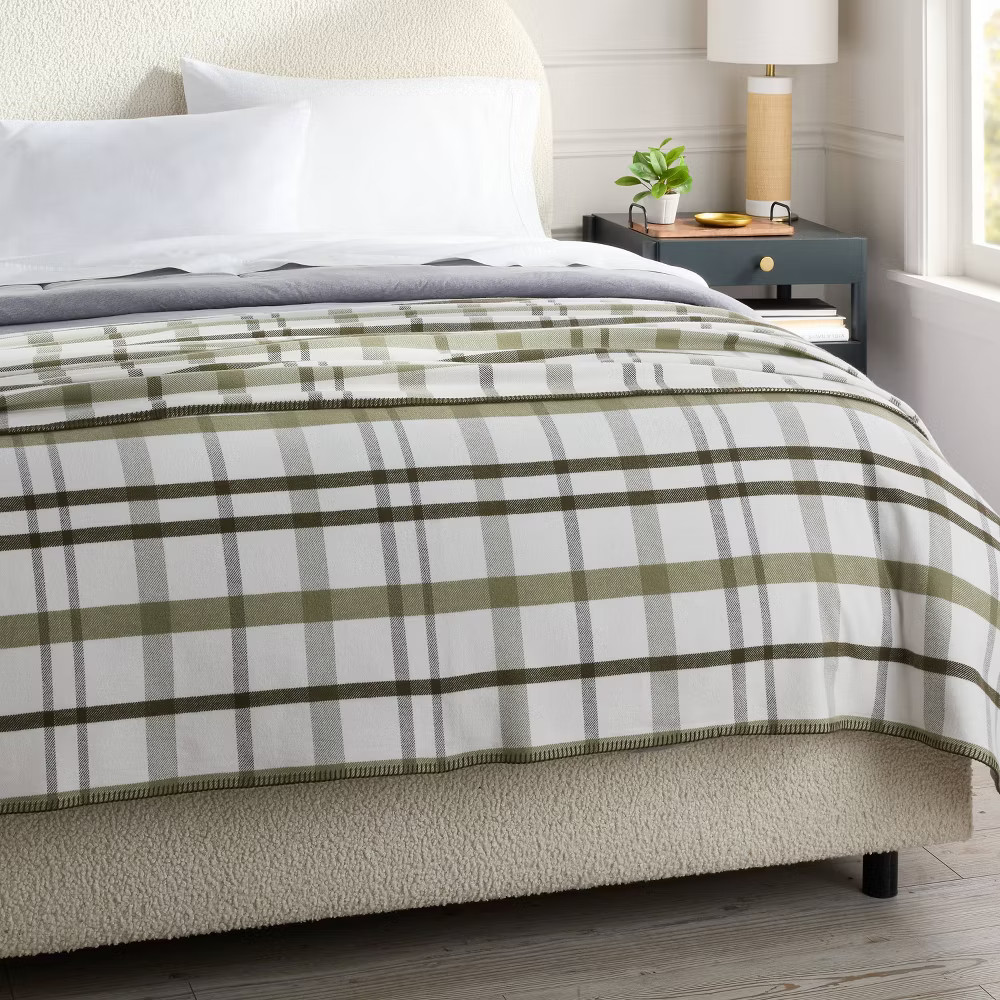 King Brushed Cotton Blanket Green Plaid - Threshold