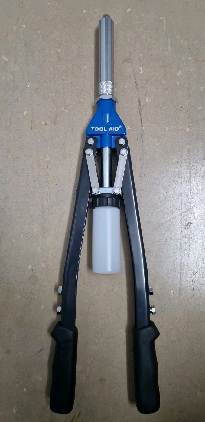 Tool Aid 1/4" Heavy Duty Riveter Rivet Gun For Steel/Aluminum Rivets 19800