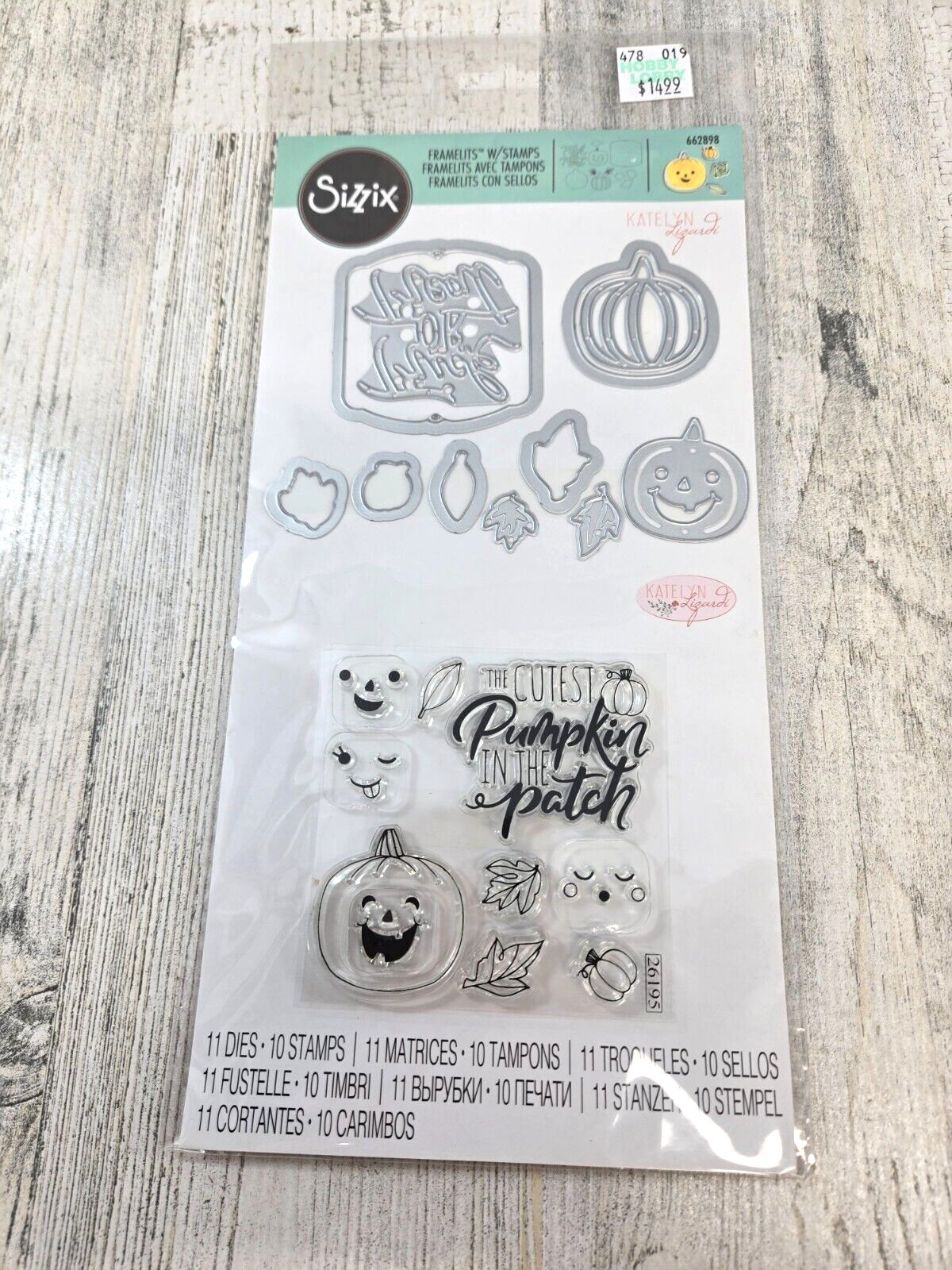 Sizzix Die Cut Cutest Pumpkin Framelits and Stamps Katelyn Lizard 662898