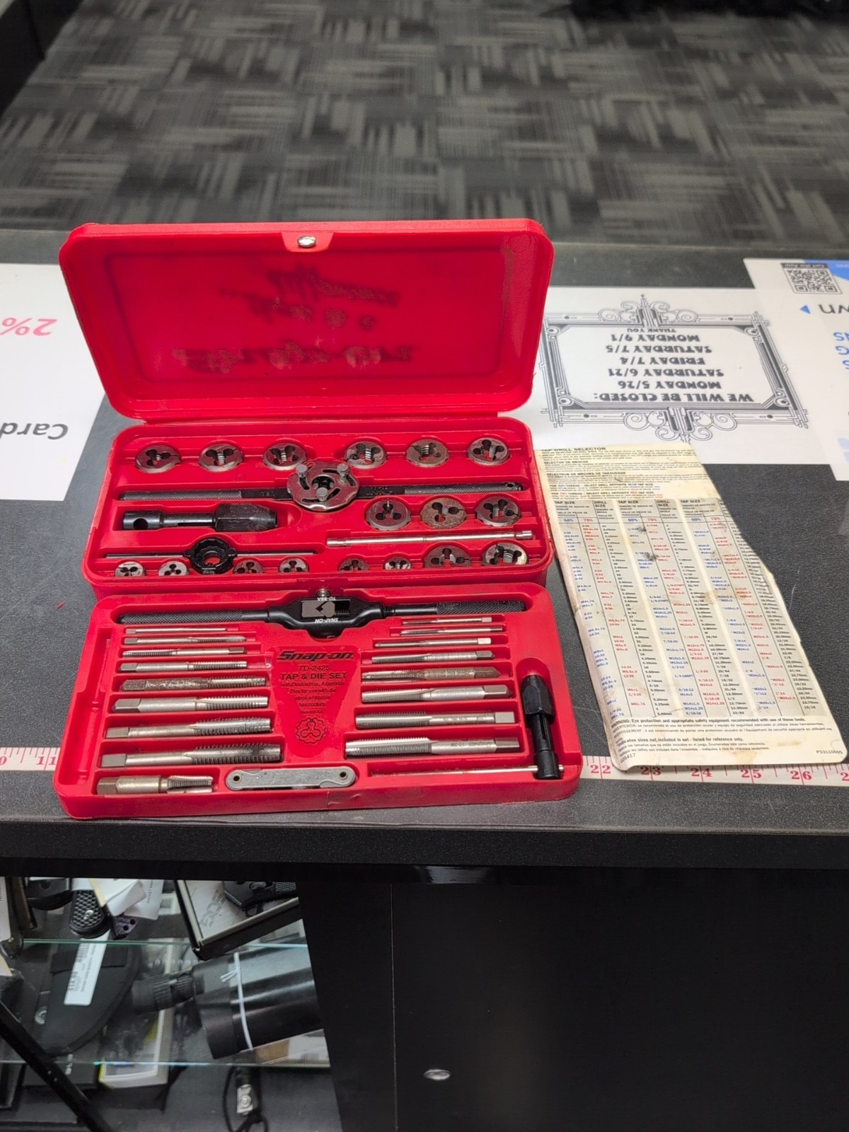 SNAP-ON TD-2425 41PC TAP & DIE SET MADE IN USA SET