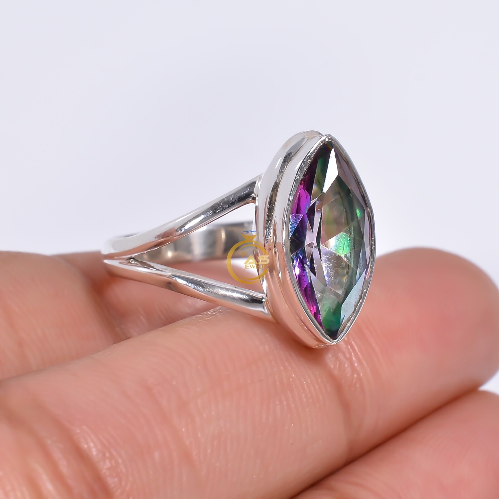Top Quality Solid 925 Sterling Silver Jewelry Ring Rainbow Mystic Topaz Gemstone